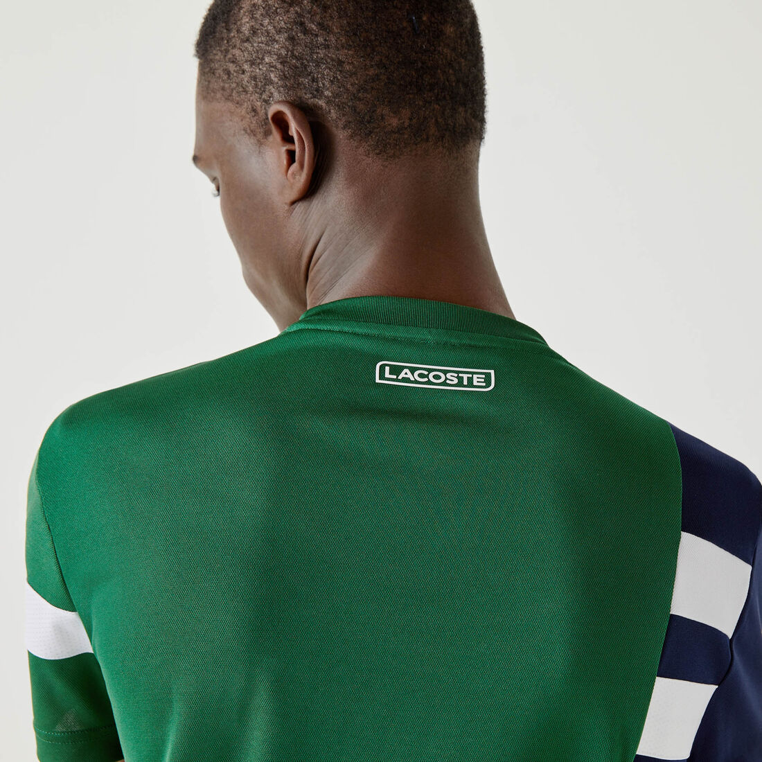 تي شيرت للتنس من البيكيه المسامي مع كتل لونية مجموعة Lacoste SPORT للرجال تي شيرت للتنس من البيكيه المسامي مع كتل لونية مجموعة Lacoste SPORT للرجال