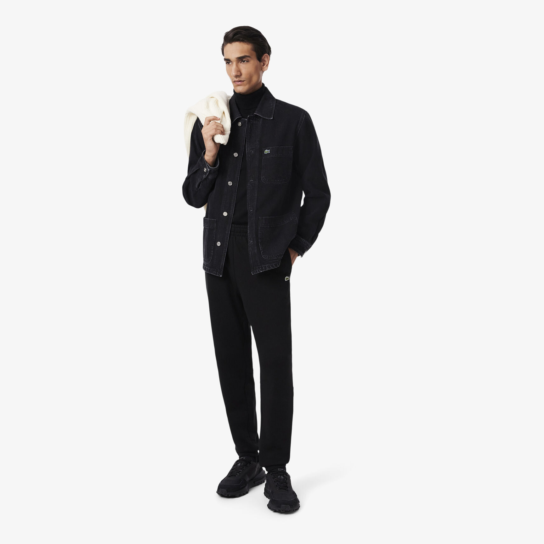 بنطال رياضي بساق مدببة بنطال رياضي بساق مدببة