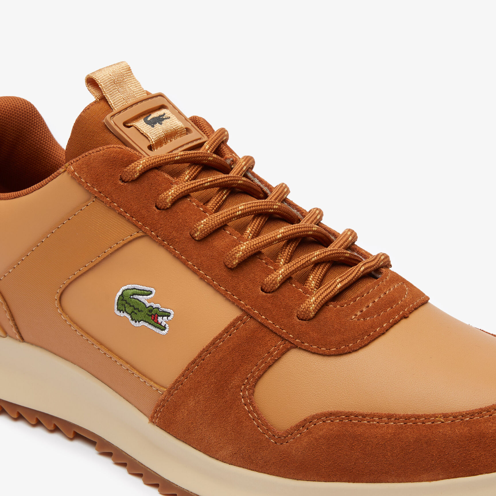 سنيكرز لاكوست جوغير 2.0 للخروج من خامات صناعية للرجال سنيكرز لاكوست جوغير 2.0 للخروج من خامات صناعية للرجال