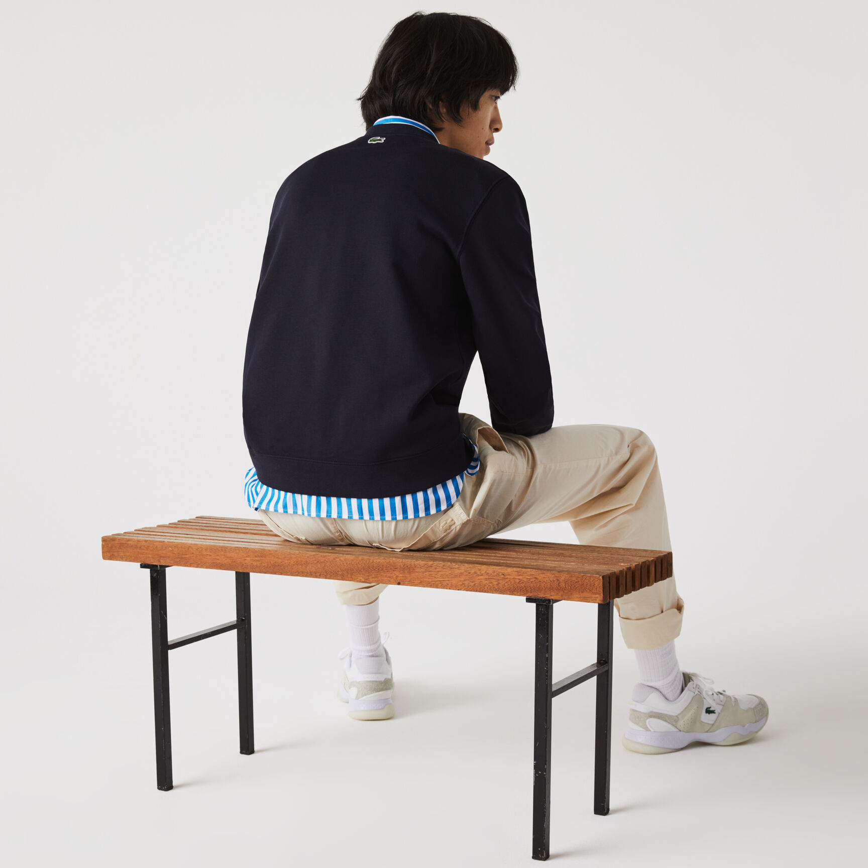 سويت شيرت القطن الصوفي للرجال بفتحة رقبة مستديرة وشعار التمساح المطرز