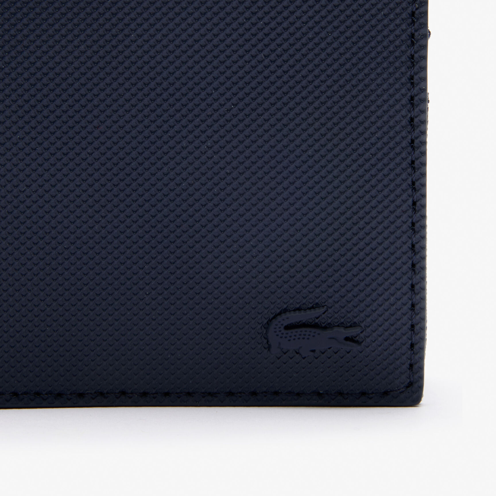 Small Men's Classic Pique Billfold Small Men's Classic Pique Billfold