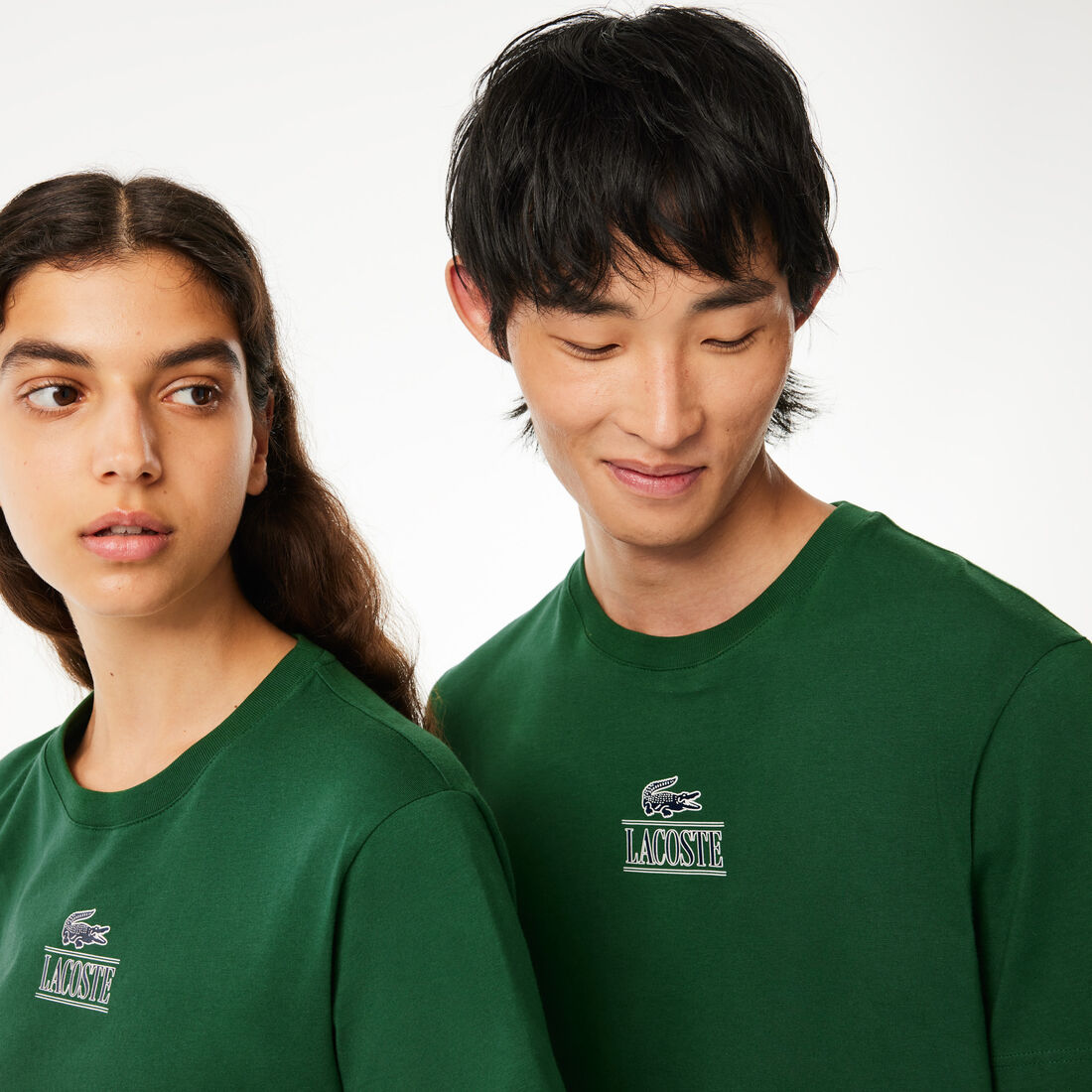 تي شيرت جيرسيه قطن بطبعة مميزة لكلمة Lacoste تي شيرت جيرسيه قطن بطبعة مميزة لكلمة Lacoste