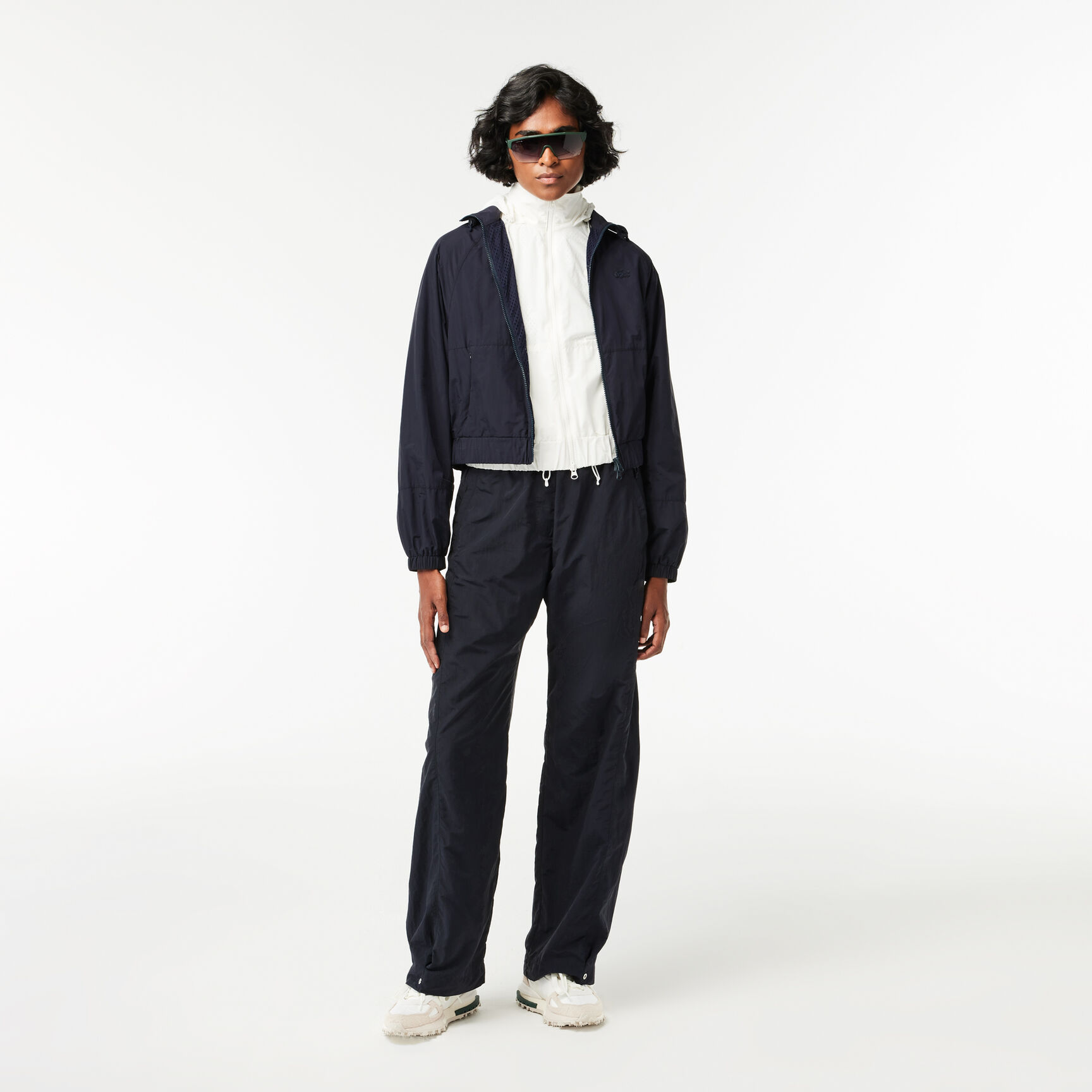 بنطال رياضي مبطن بنقشة شعار الماركة بنطال رياضي مبطن بنقشة شعار الماركة