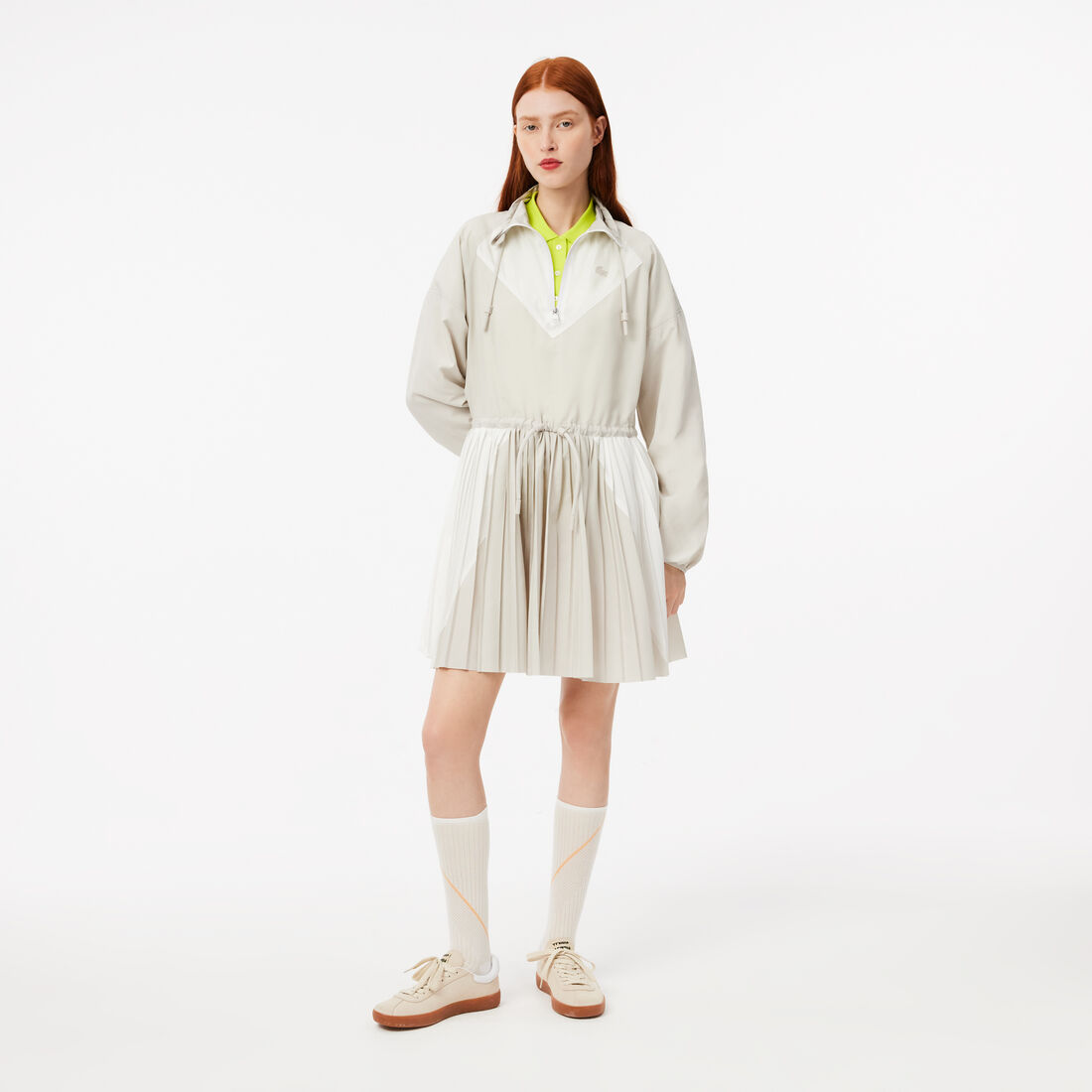 فستان ملون بأكمام طويلة