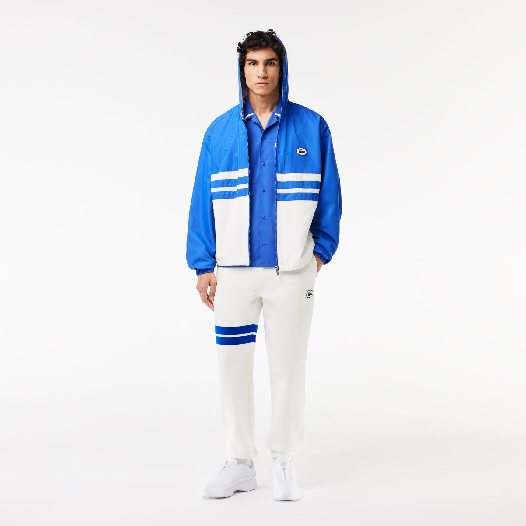 قميص لاكوست قطني طويل بطبعة خلفية قميص لاكوست قطني طويل بطبعة خلفية