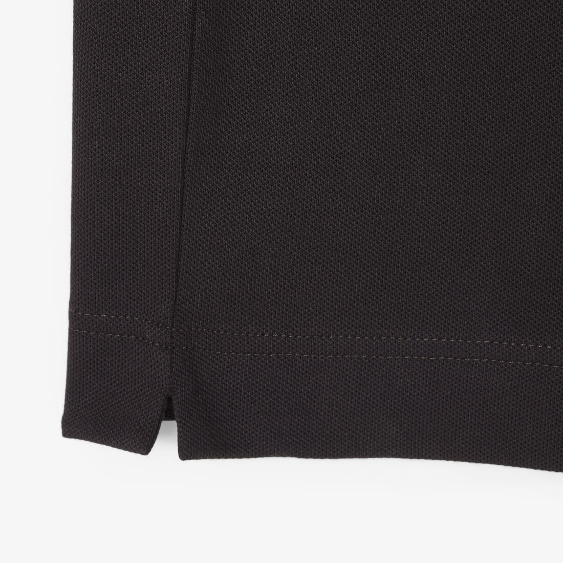 قميص بولو بيكيه باريسي بقصة عادية قميص بولو بيكيه باريسي بقصة عادية