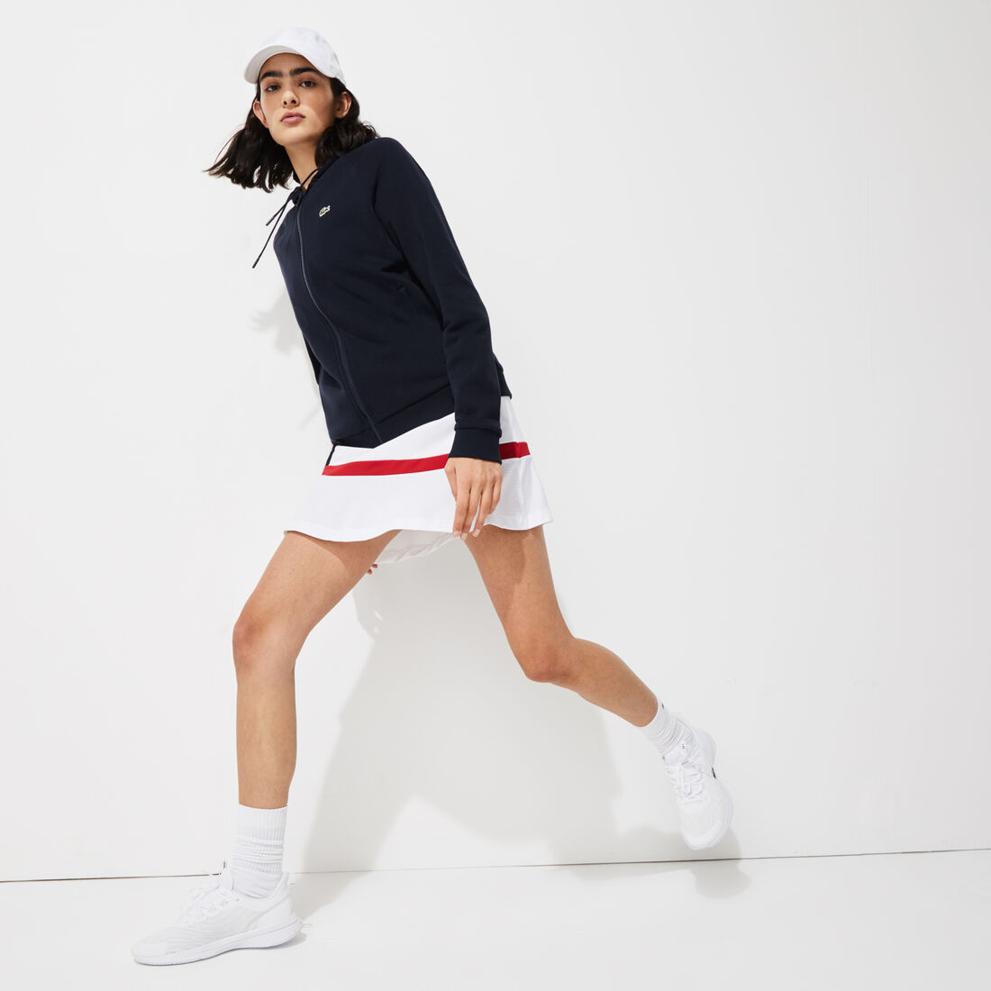 سويت شيرت للتنس من الصوف بسحاب وغطاء رأس مجموعة Lacoste SPORT للنساء سويت شيرت للتنس من الصوف بسحاب وغطاء رأس مجموعة Lacoste SPORT للنساء
