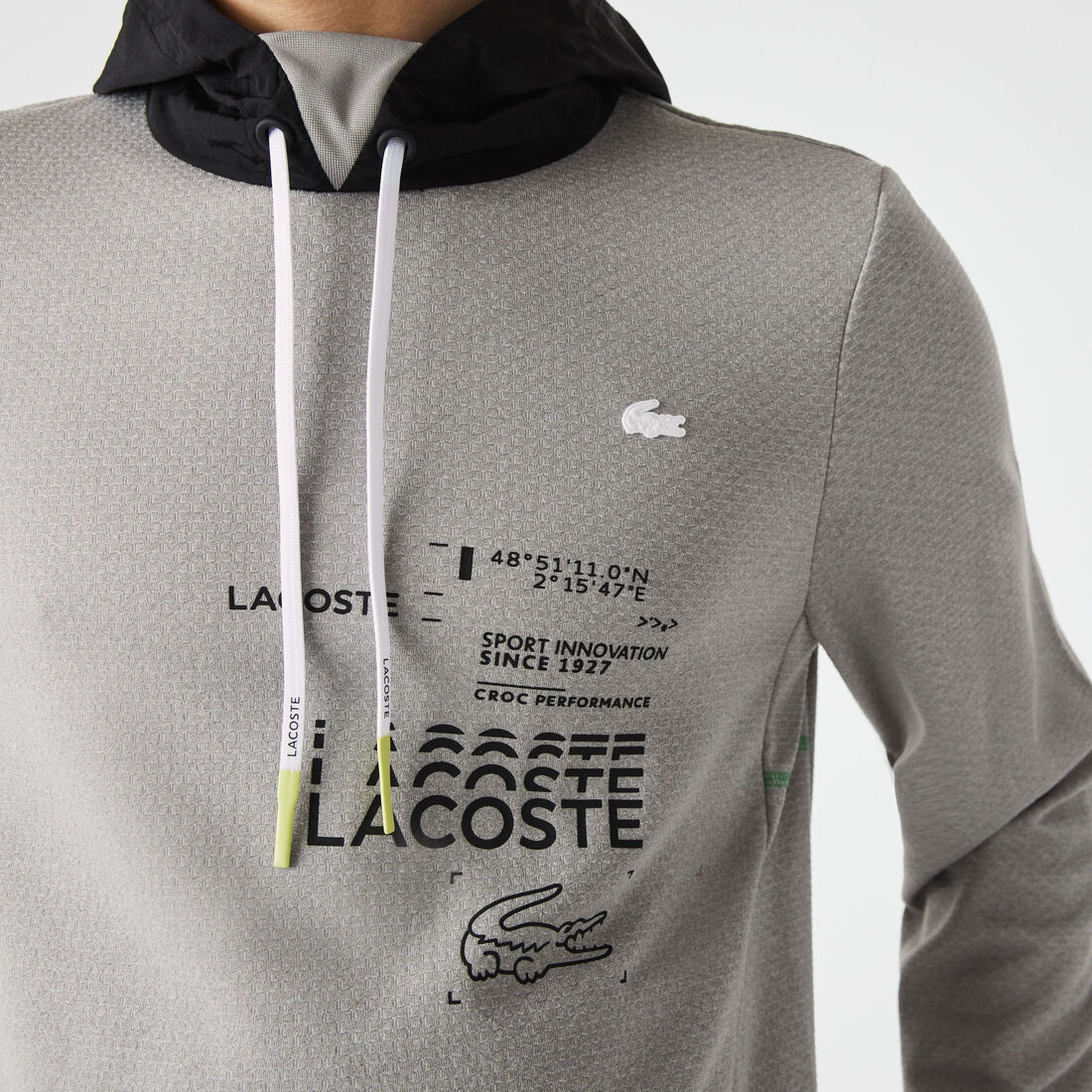 جاكيت بغطاء رأس نايلون بلون مغاير للرجال مجموعة Lacoste SPORT جاكيت بغطاء رأس نايلون بلون مغاير للرجال مجموعة Lacoste SPORT