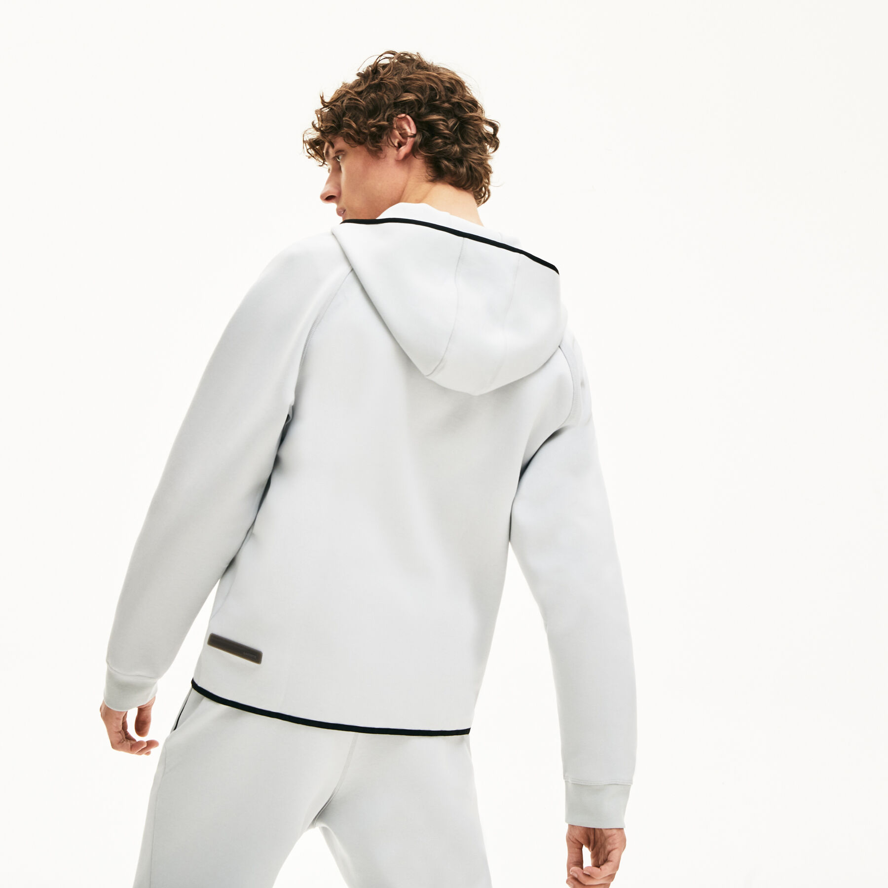 قميص ثقيل مزود بغطاء للرأس من مجموعة Lacoste Motion للرجال لاكوست قميص ثقيل مزود بغطاء للرأس من مجموعة lacoste motion للرجال
