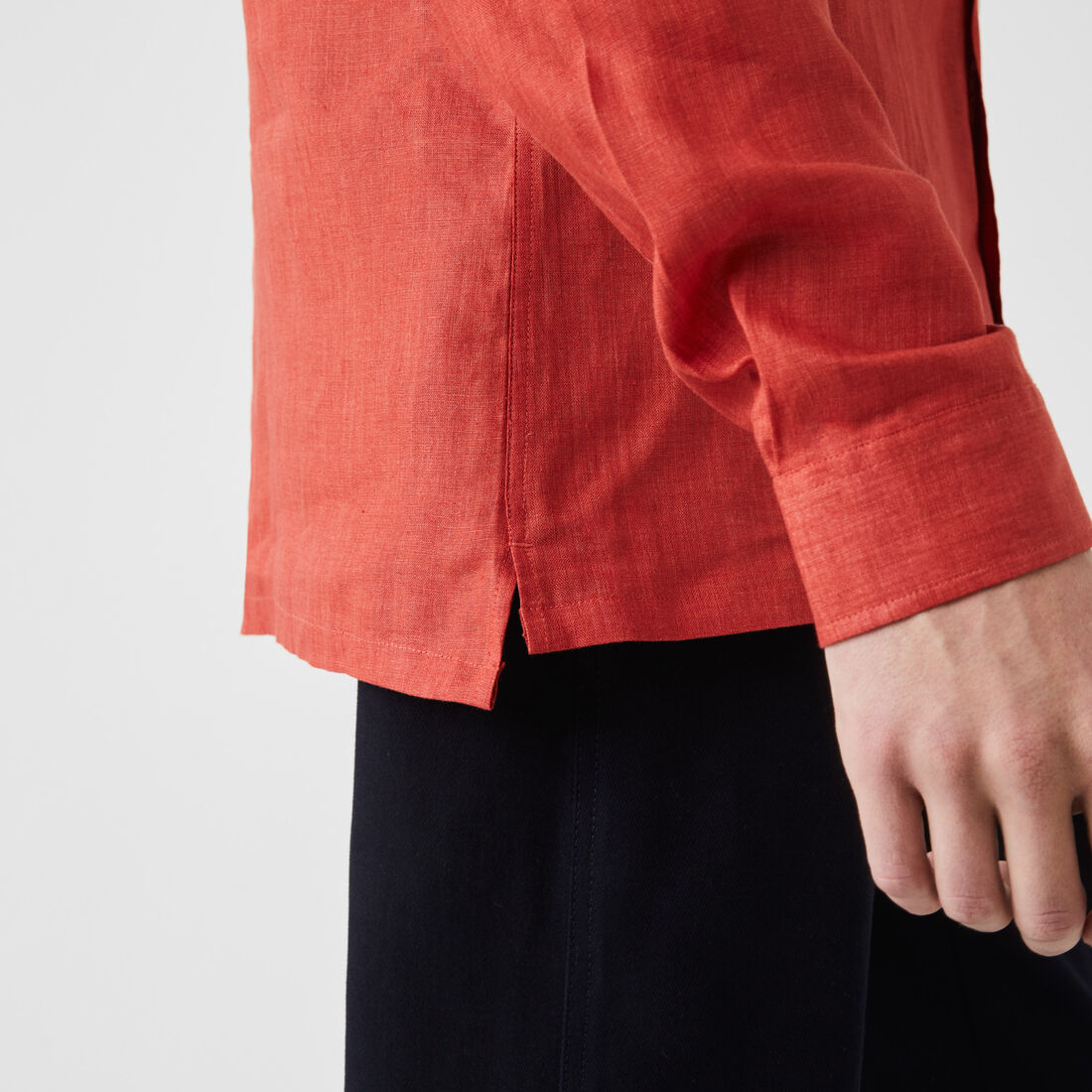 قميص كتان بقصة عادية للرجال قميص كتان بقصة عادية للرجال