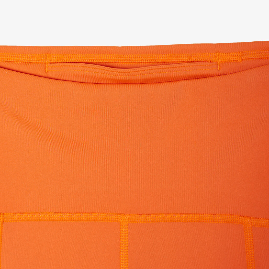 شورت رياضي بوليستر معاد تدويره للنساء مجموعة Lacoste Sport شورت رياضي بوليستر معاد تدويره للنساء مجموعة Lacoste Sport