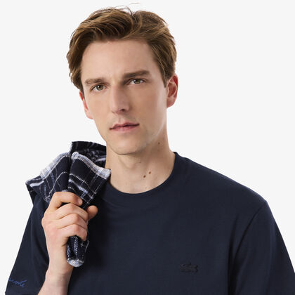 تي شيرت مطرز بشعار الماركة