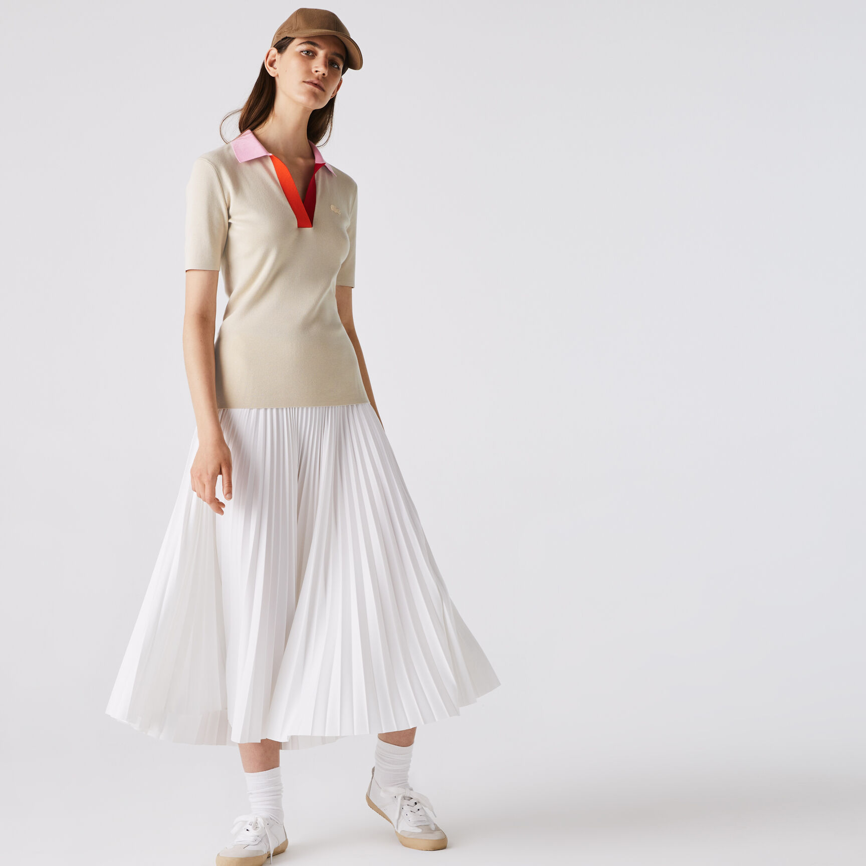 كنزة من القطن ثنائي اللون بياقة بولو للنساء