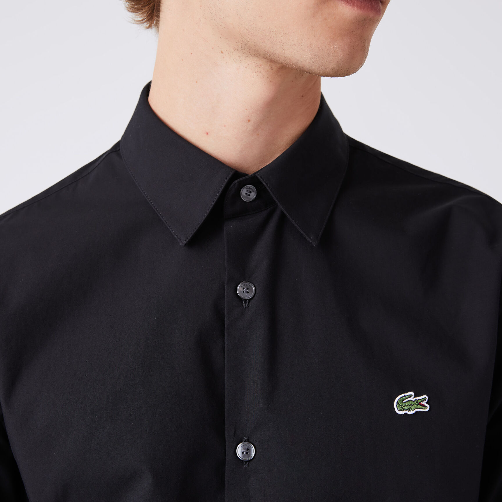 قميص قطن بوبلين مطاطي بقصة ضيقة للرجال