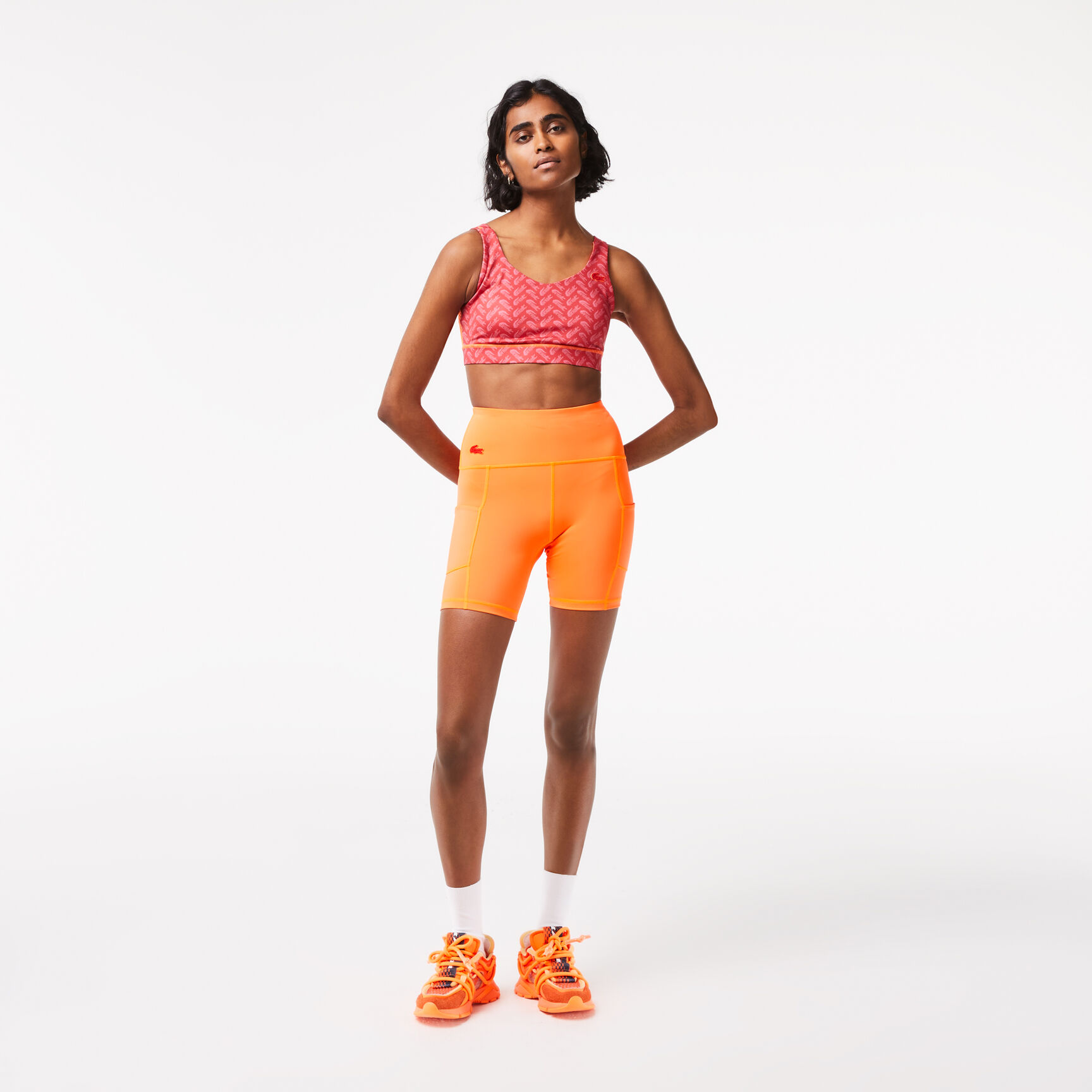 شورت رياضي بوليستر معاد تدويره للنساء مجموعة Lacoste Sport شورت رياضي بوليستر معاد تدويره للنساء مجموعة Lacoste Sport