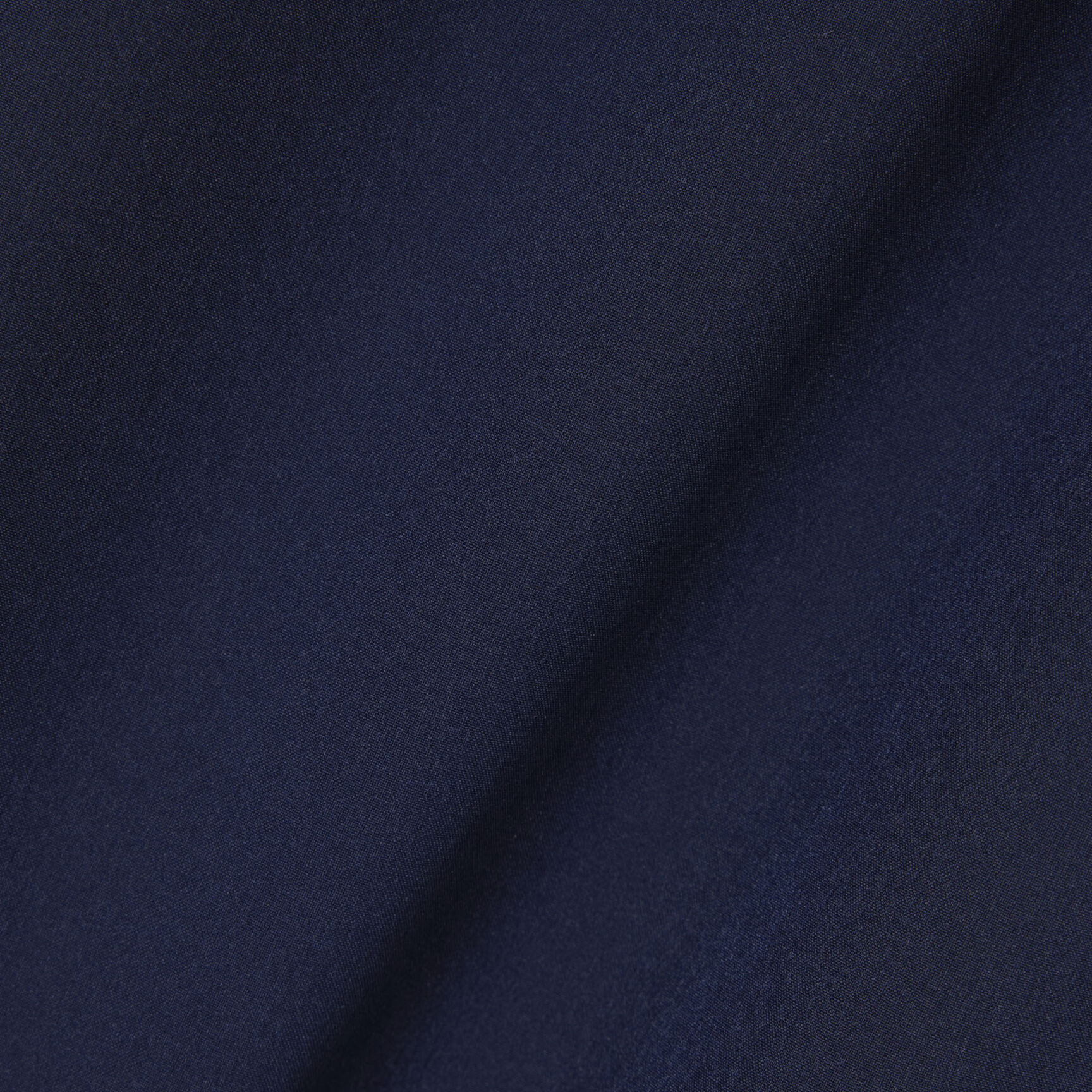 شورت تنس بقصّة عادية وجفاف فائق