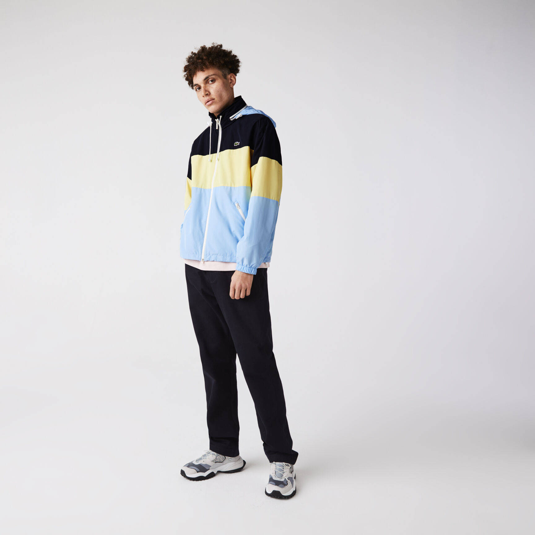 سترة رجالية مخفية ذات غطاء للرأس مقاومة للماء سترة رجالية مخفية ذات غطاء للرأس مقاومة للماء