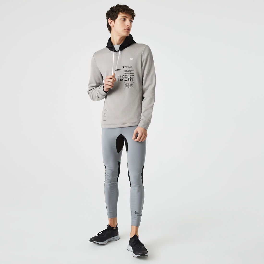 جاكيت بغطاء رأس نايلون بلون مغاير للرجال مجموعة Lacoste SPORT جاكيت بغطاء رأس نايلون بلون مغاير للرجال مجموعة Lacoste SPORT