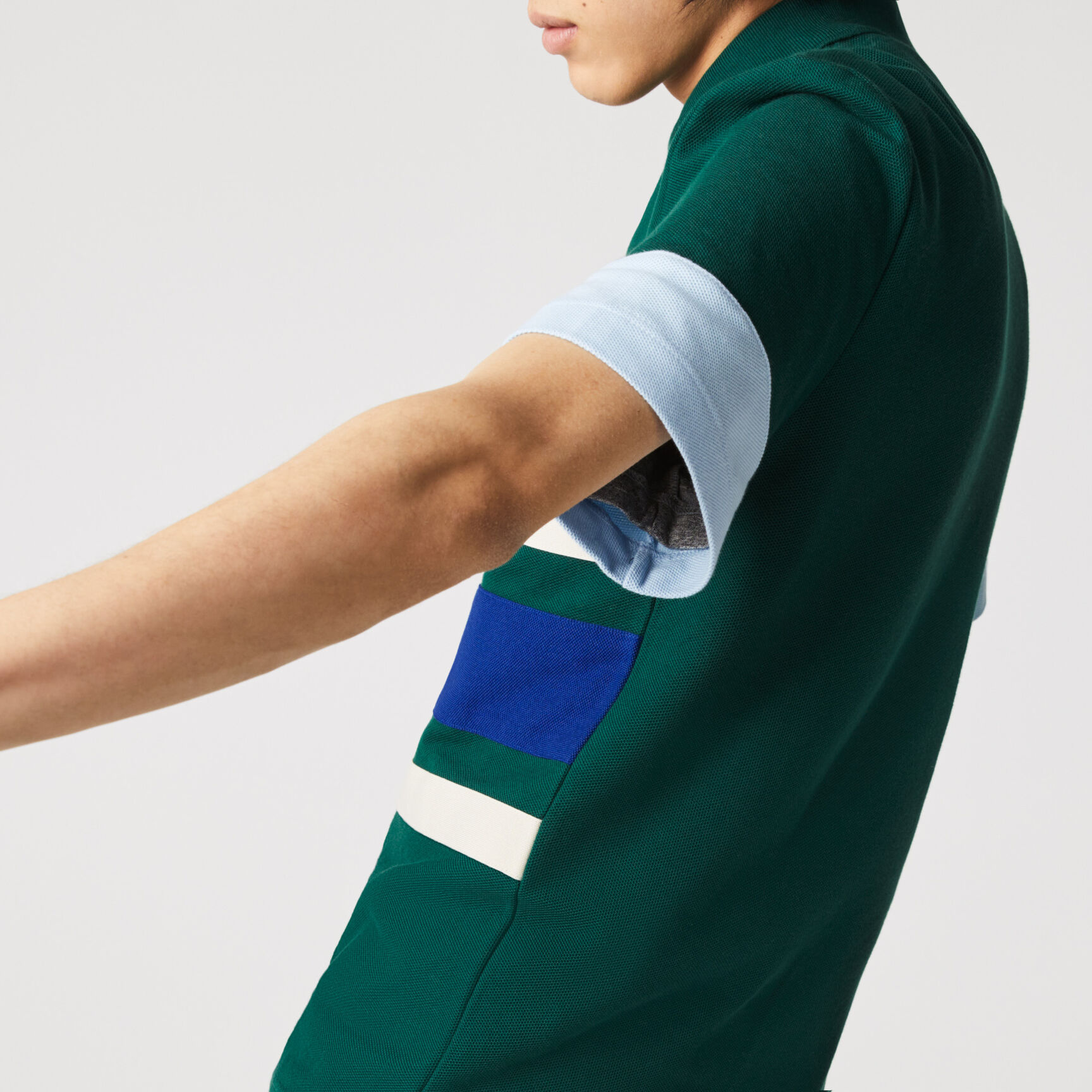 بولو رجالي بقصة ضيقة من قطن بيكيه المتنوع الألوان