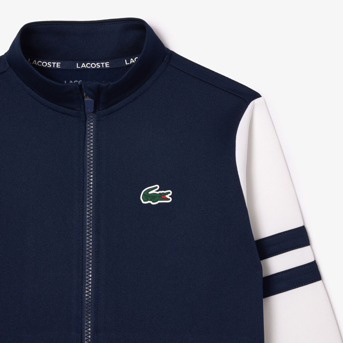 بدلة رياضية للتنس بدلة رياضية للتنس