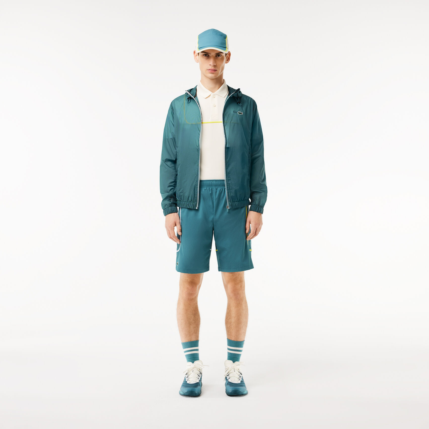 شورت تنس خفيف الوزن غير مُبطن