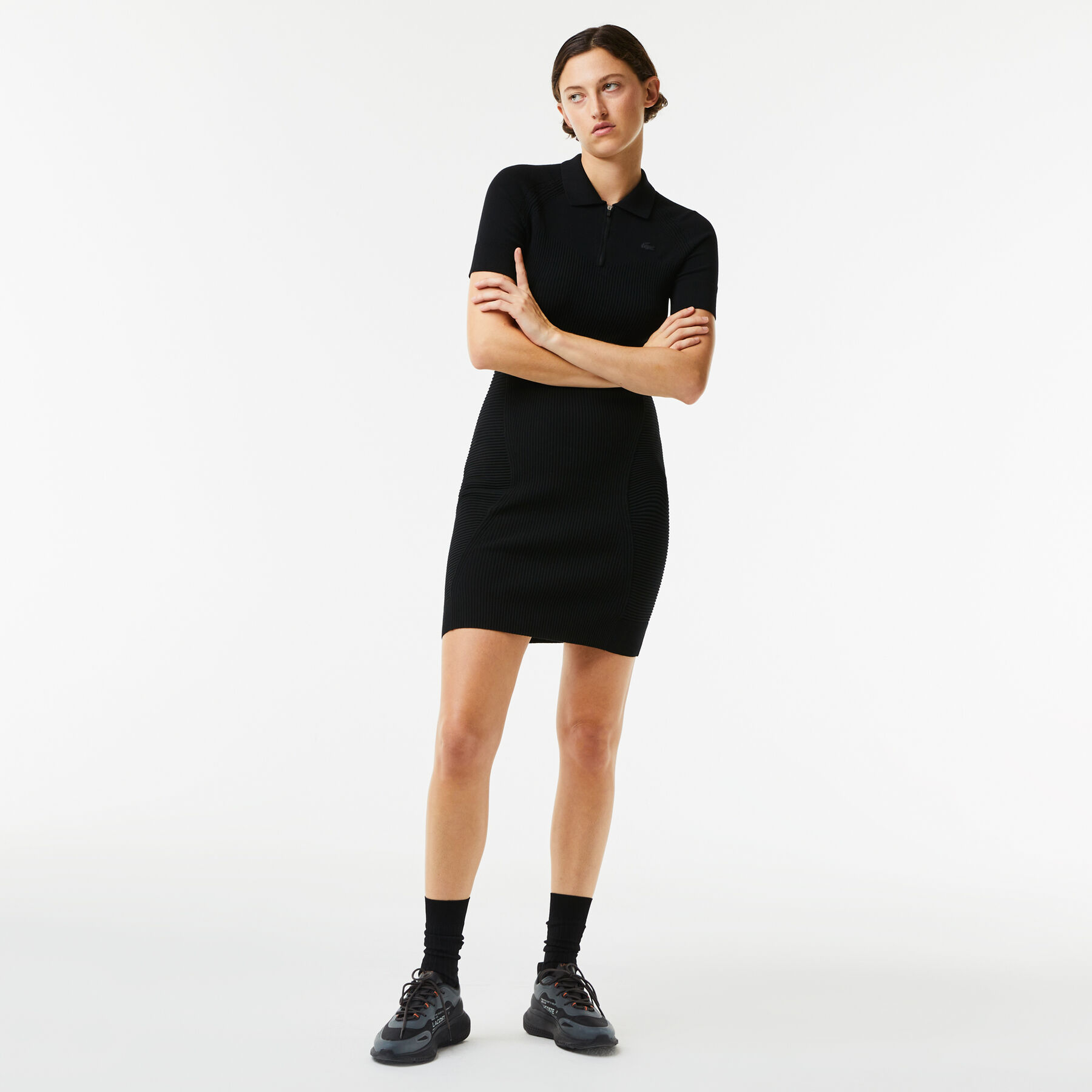 فستان لاكوست بسحّاب أمامي وتفاصيل منسوجة للنساء فستان لاكوست بسحّاب أمامي وتفاصيل منسوجة للنساء