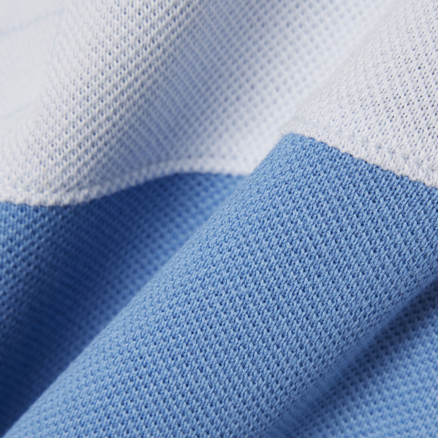 قميص بولو بيتي بيكيه بتصميم ملون