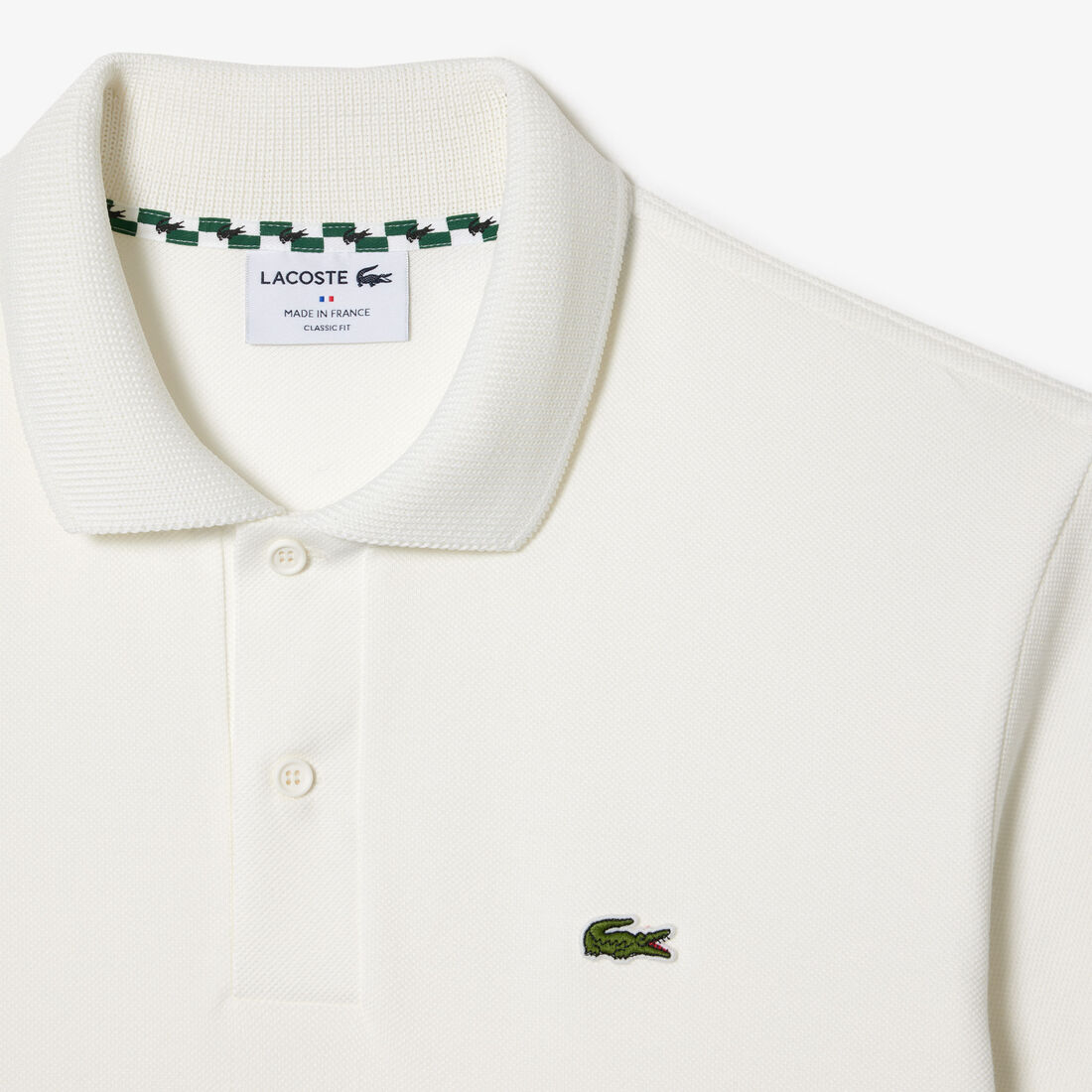 تي شيرت بولو لاكوست بيكيه مطاطي بطبعة مميزة لكلمة Lacoste تي شيرت بولو لاكوست بيكيه مطاطي بطبعة مميزة لكلمة Lacoste