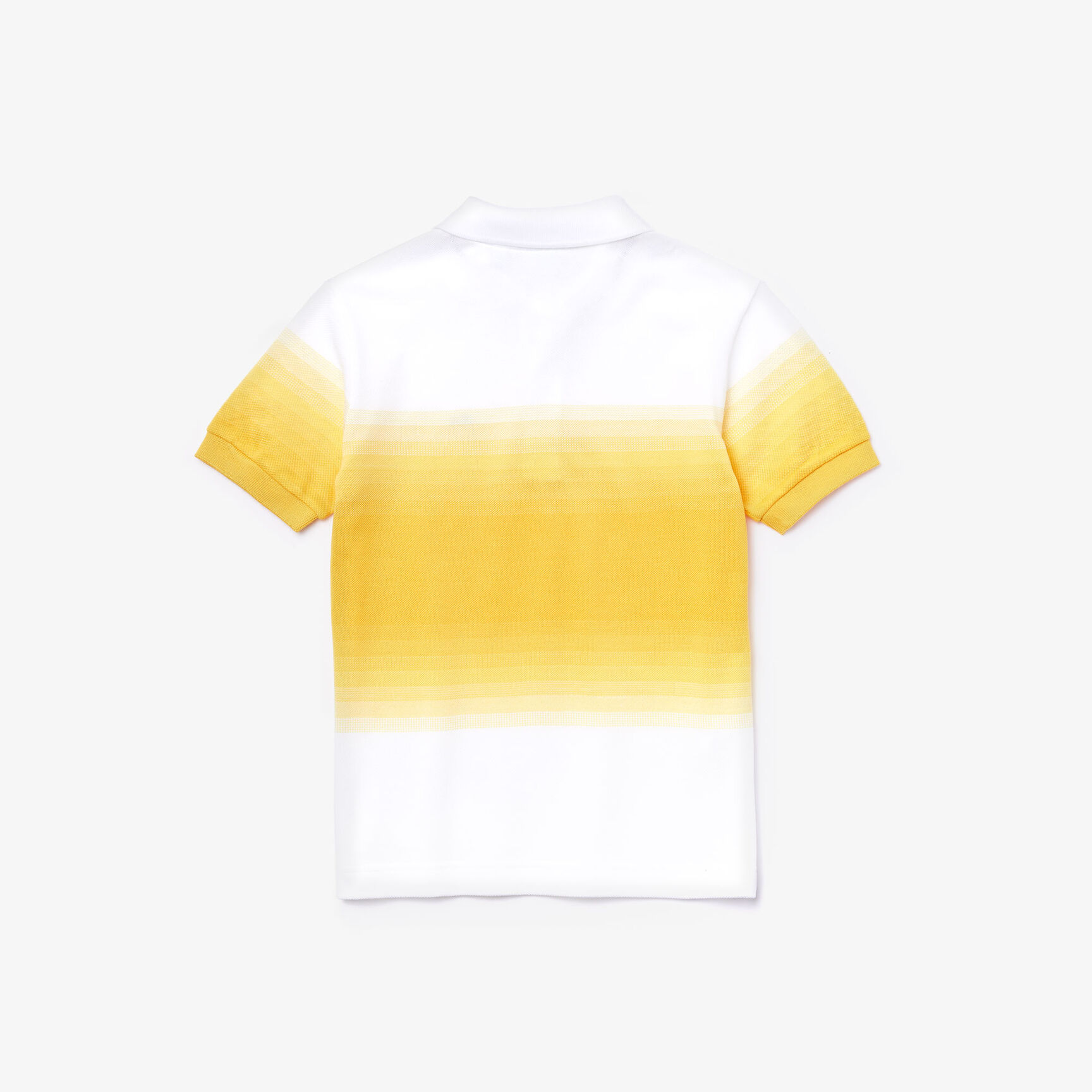 قميص بولو من قطن بيكيه العضوي من مجموعة Lacosteصنع في فرنسا قميص بولو من قطن بيكيه العضوي من مجموعة Lacosteصنع في فرنسا