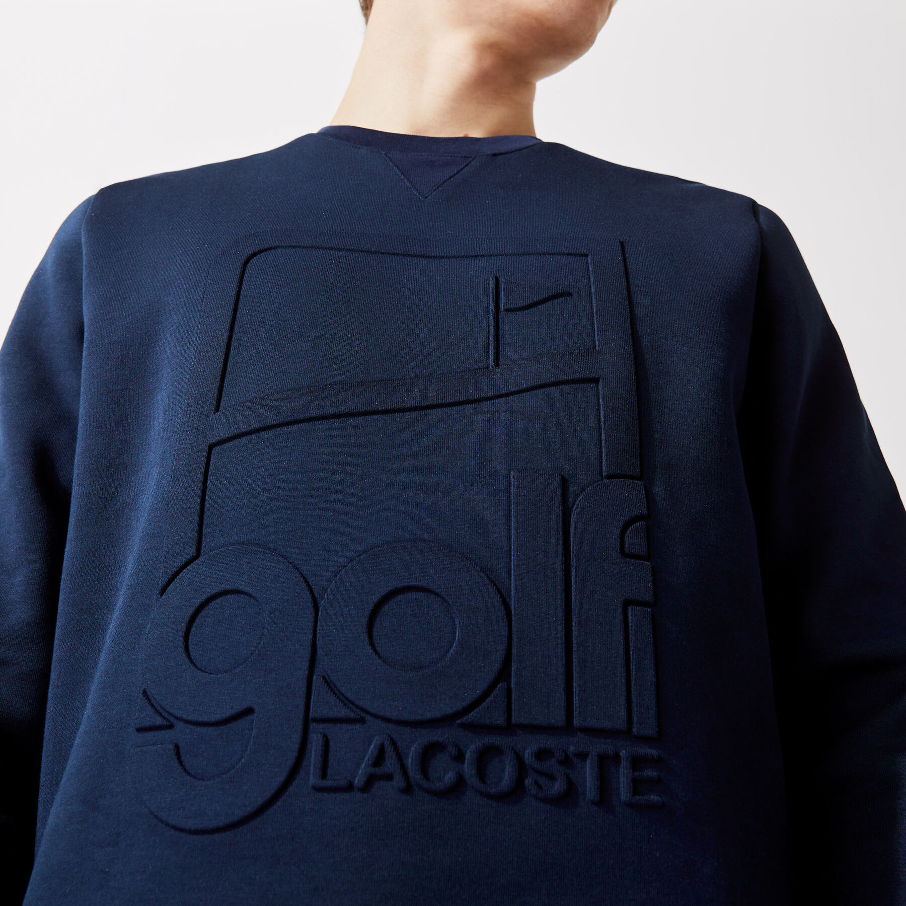 لاكوست سويت شيرت للجولف مع طباعة رسومية وفتحة رقبة مستديرة مجموعة lacoste sport للرجال
