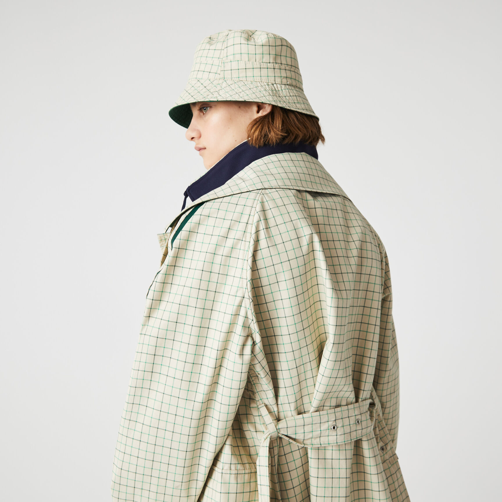 قبعة بوب كلاسيكية بوجه سادة ووجه بنقش المربعات للنساء قبعة بوب كلاسيكية بوجه سادة ووجه بنقش المربعات للنساء