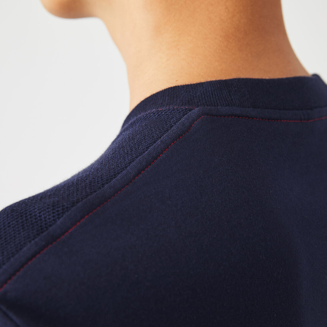 تيشيرت رجالي مخطط مصنوع في فرنسا من القطن العضوي تيشيرت رجالي مخطط مصنوع في فرنسا من القطن العضوي