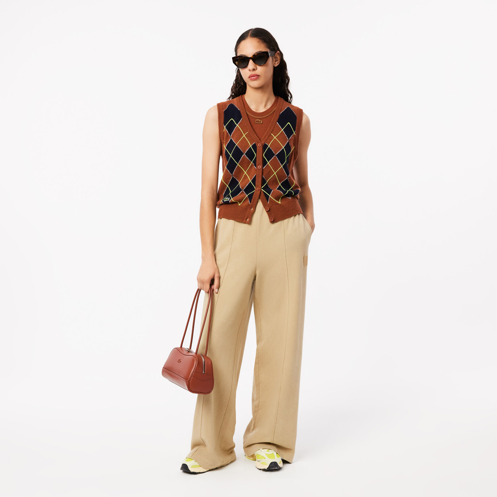 بنطال واسع الساق