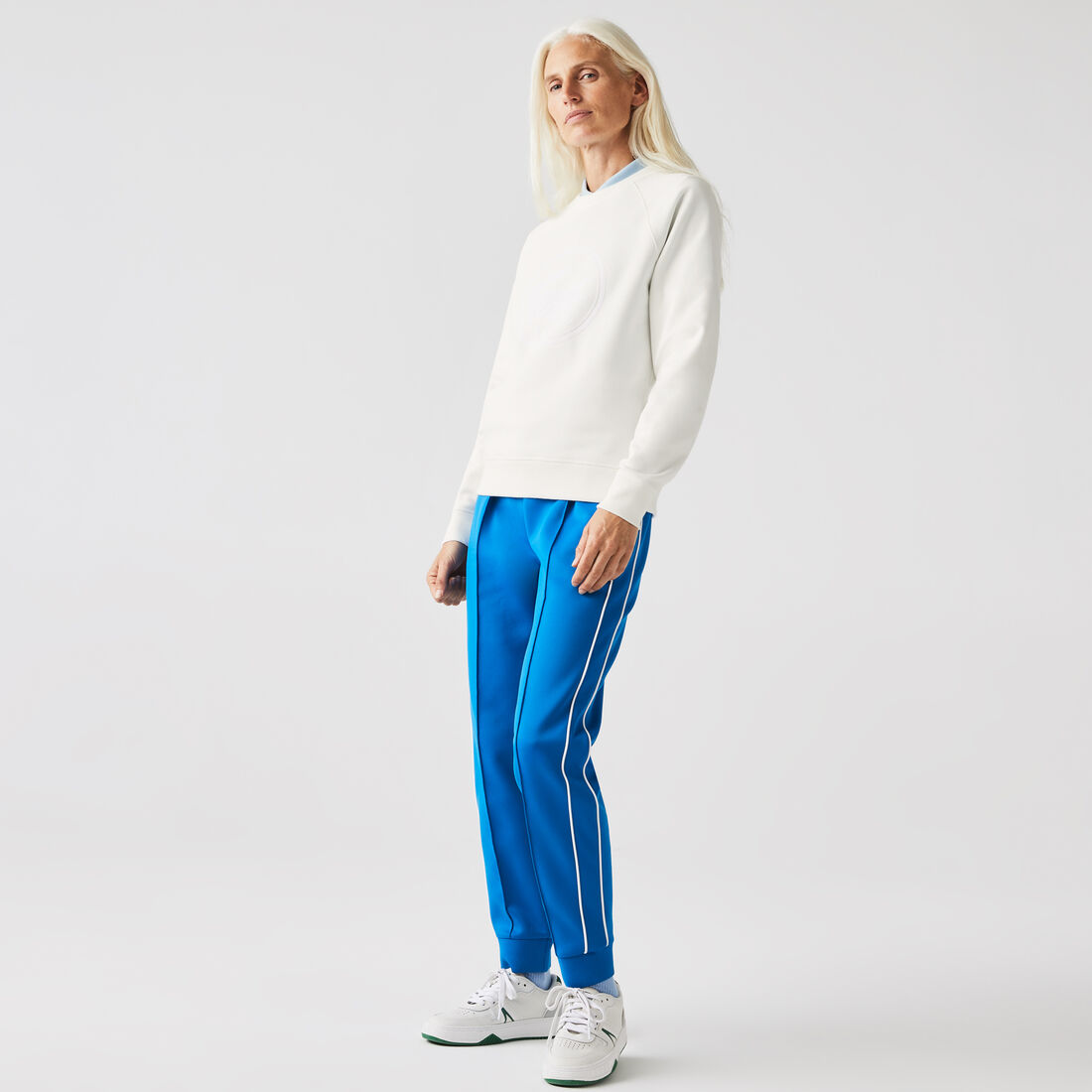 كنزة صوفية قطنية عضوية بشعار ثلاثي الأبعاد للسيدات كنزة صوفية قطنية عضوية بشعار ثلاثي الأبعاد للسيدات