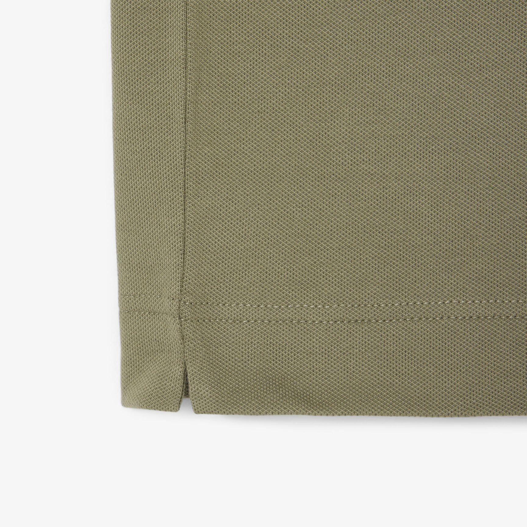 قميص بولو بيكيه باريسي بقصة عادية قميص بولو بيكيه باريسي بقصة عادية