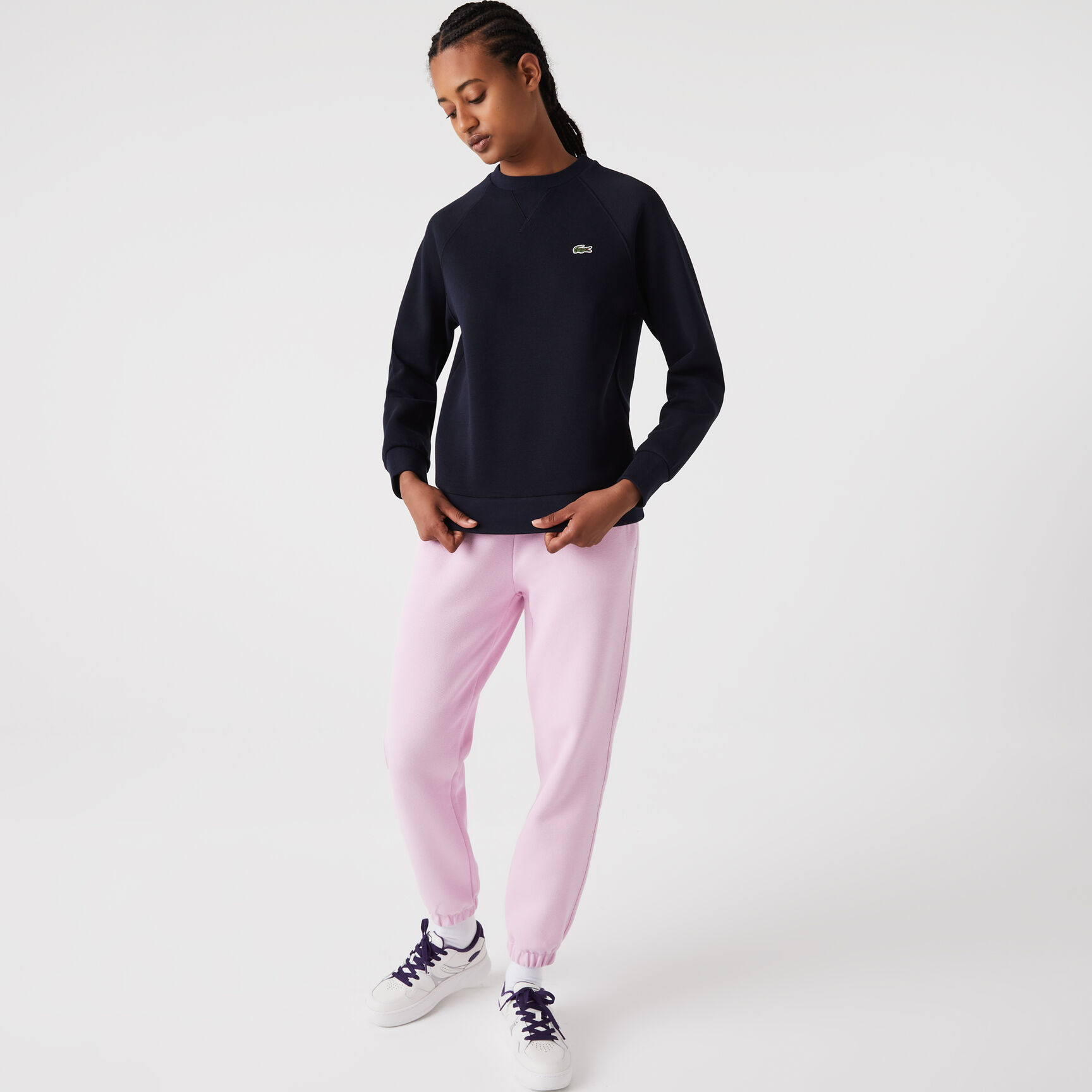 سويت شيرت من مزيج قطن بفتحة رقبة مستديرة للنساء سويت شيرت من مزيج قطن بفتحة رقبة مستديرة للنساء