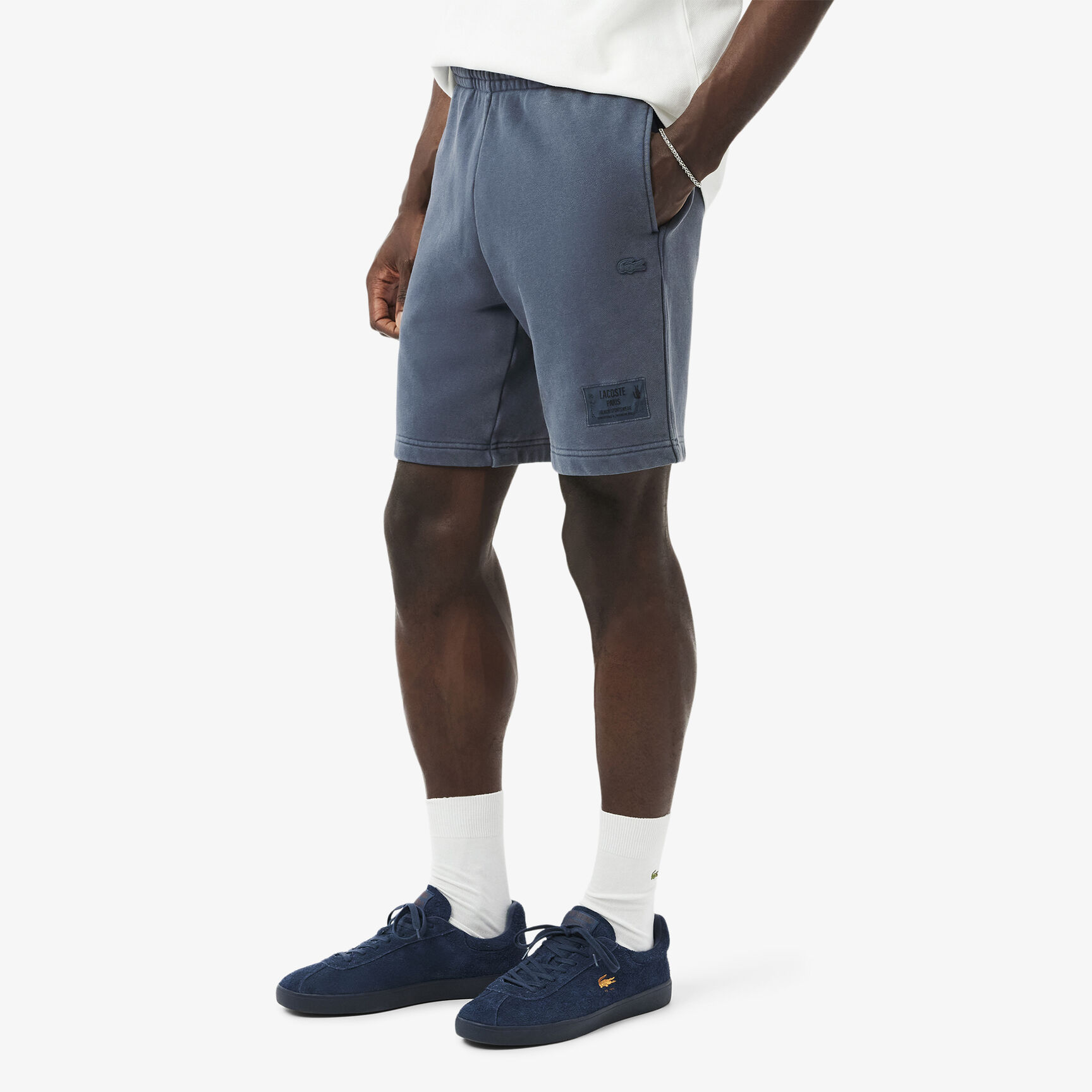 شورت من القطن والصوف بتأثير مغسول