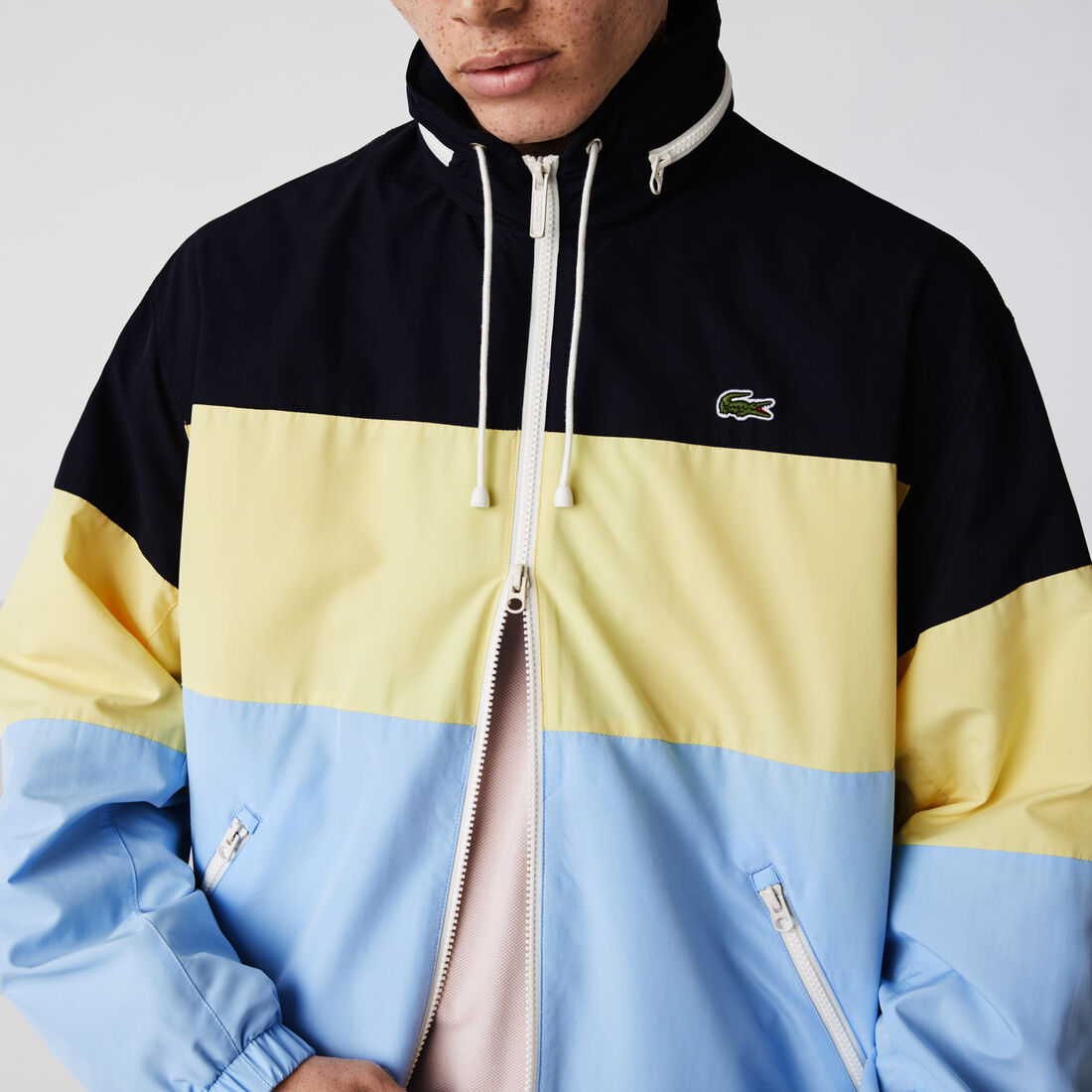 سترة رجالية مخفية ذات غطاء للرأس مقاومة للماء سترة رجالية مخفية ذات غطاء للرأس مقاومة للماء