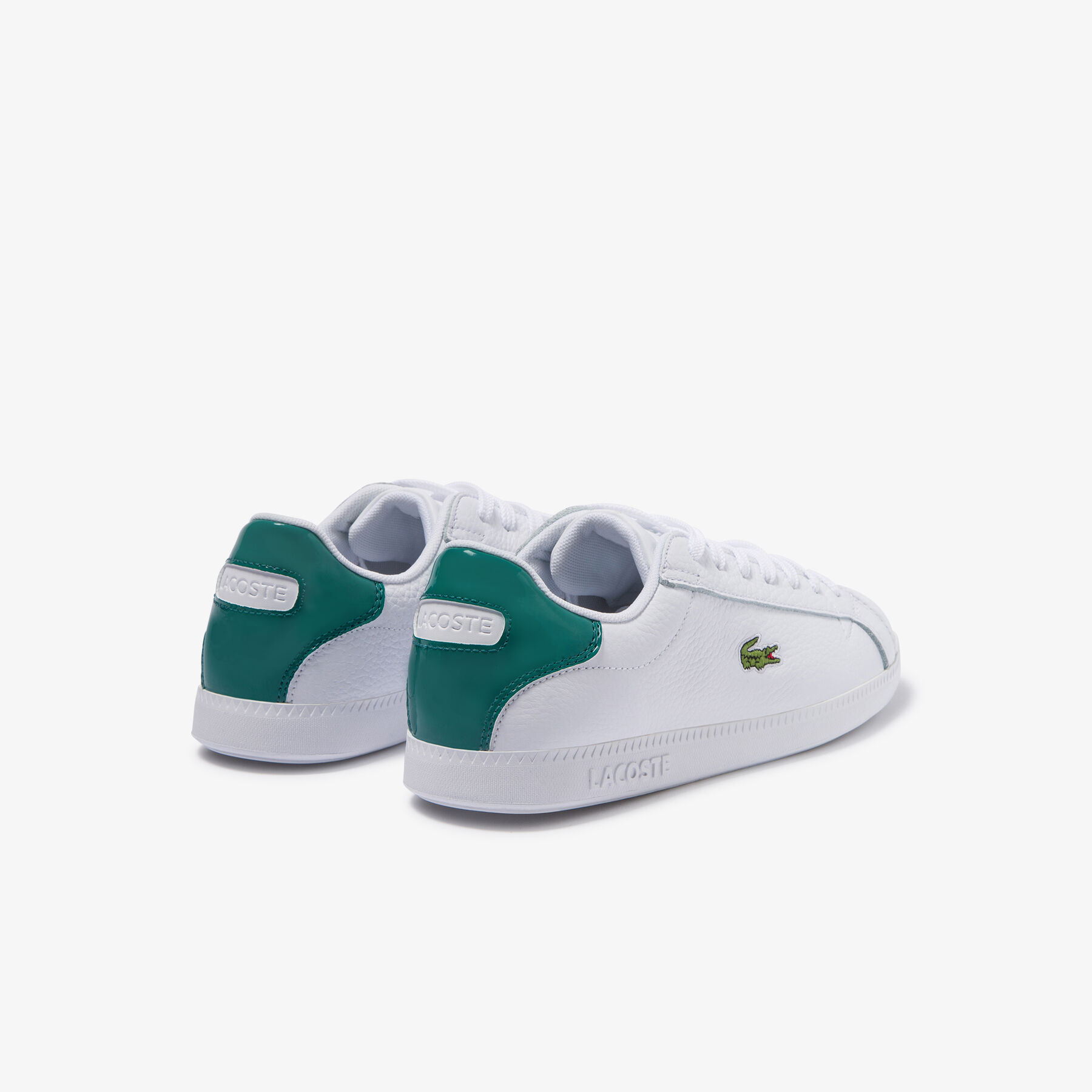 lacoste men s graduate tumbled leather and synthetic sneakers