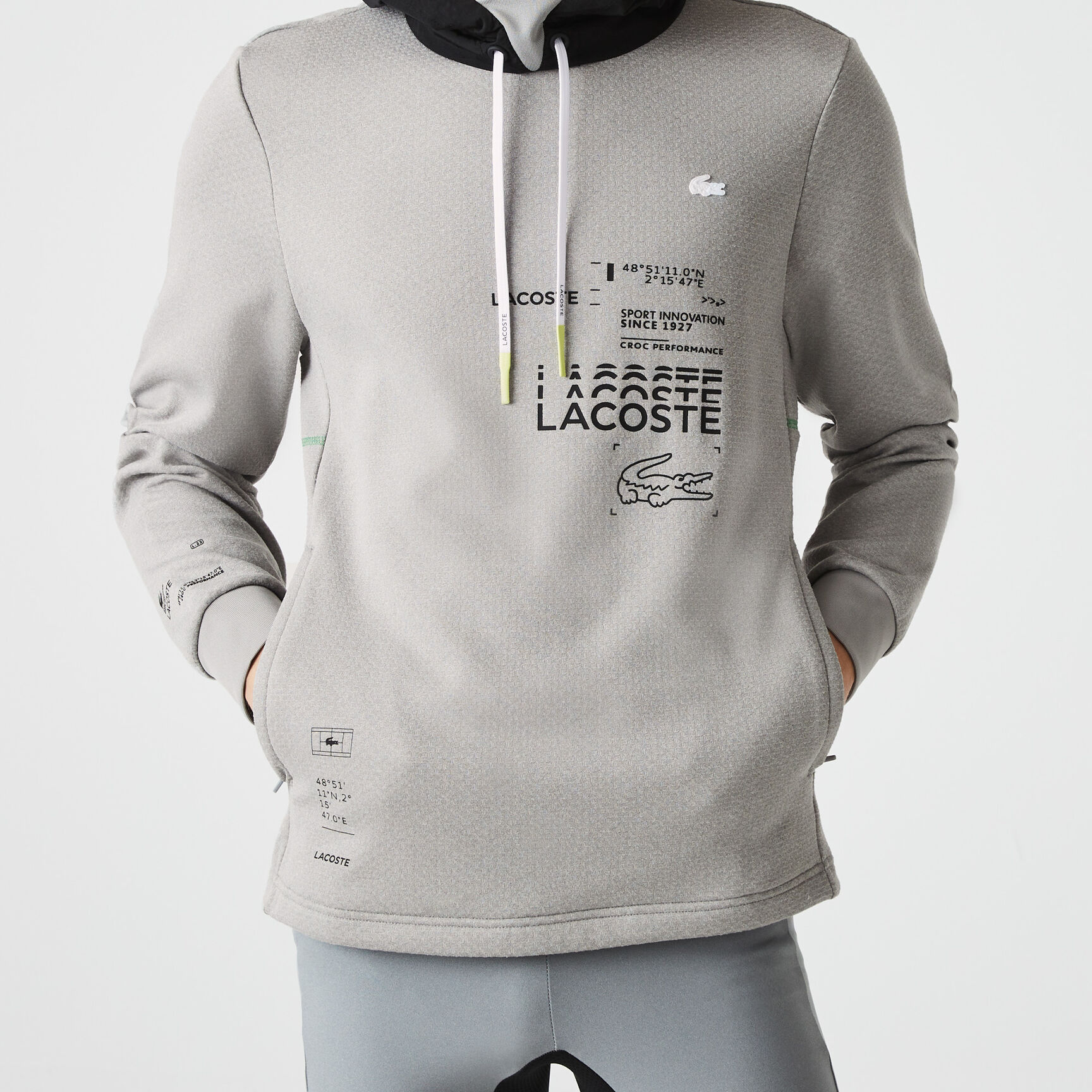 جاكيت بغطاء رأس نايلون بلون مغاير للرجال مجموعة Lacoste SPORT جاكيت بغطاء رأس نايلون بلون مغاير للرجال مجموعة Lacoste SPORT