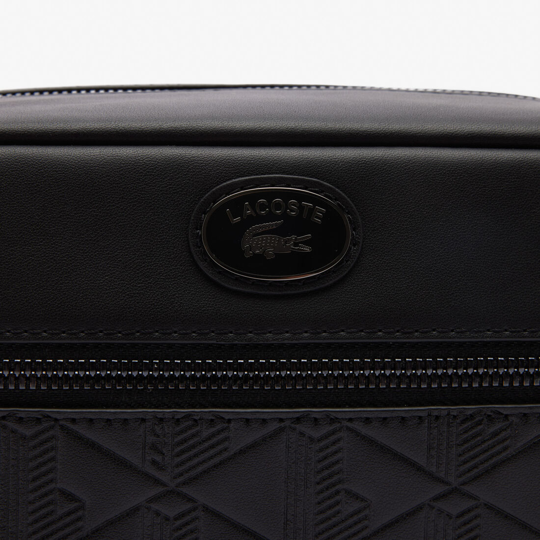 محفظة جلدية بطبعة مونوغرام محفظة جلدية بطبعة مونوغرام