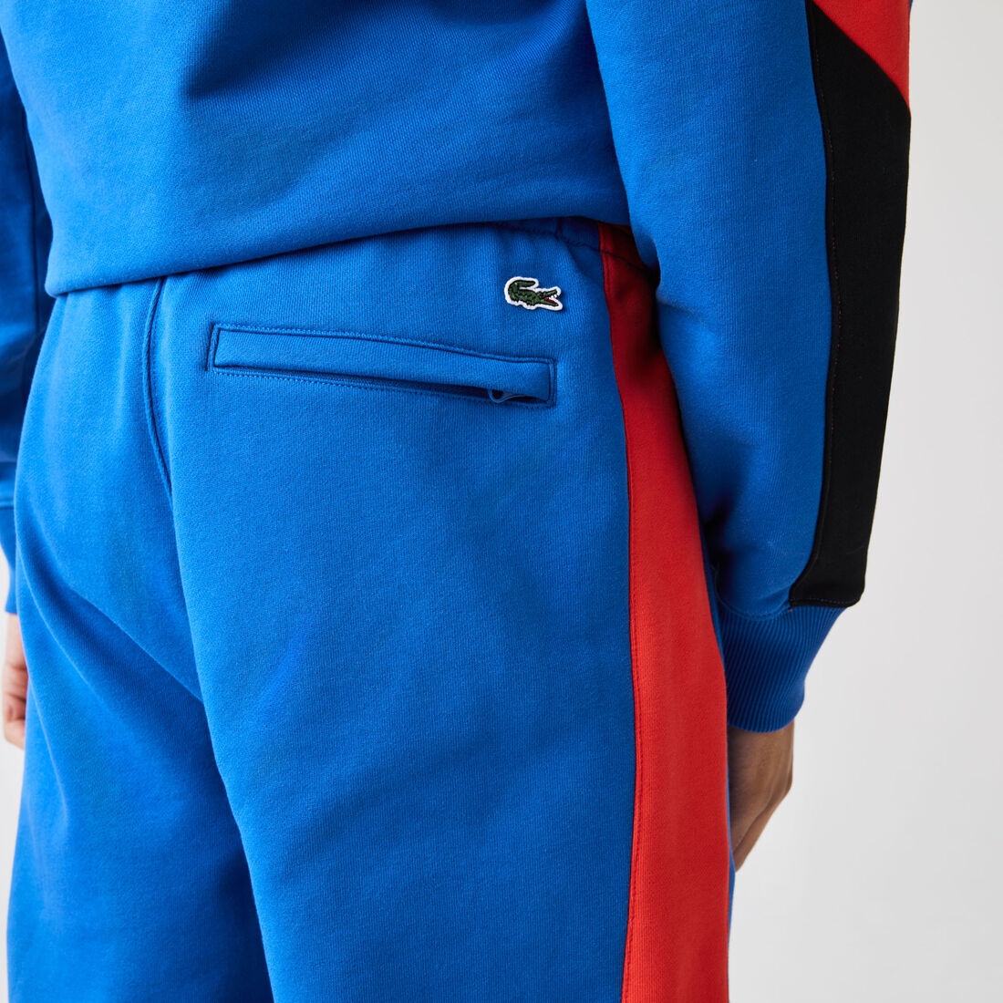 Men's Lacoste LIVE Golden Embroidery Bicolour Tracksuit Pants Men's Lacoste LIVE Golden Embroidery Bicolour Tracksuit Pants