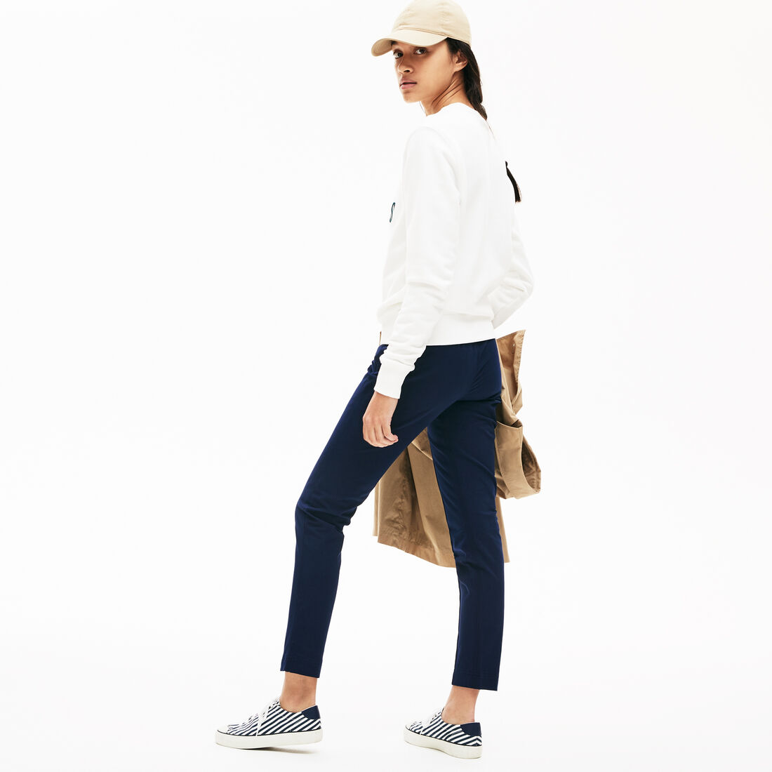 سروال ضيق من القطن المرن مزدان بطيات أنيقة للسيدات سروال ضيق من القطن المرن مزدان بطيات أنيقة للسيدات