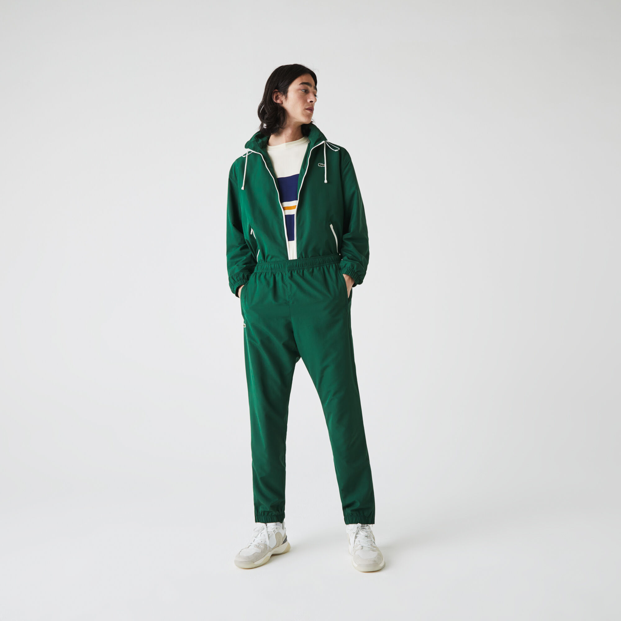 Water top resistant tracksuit
