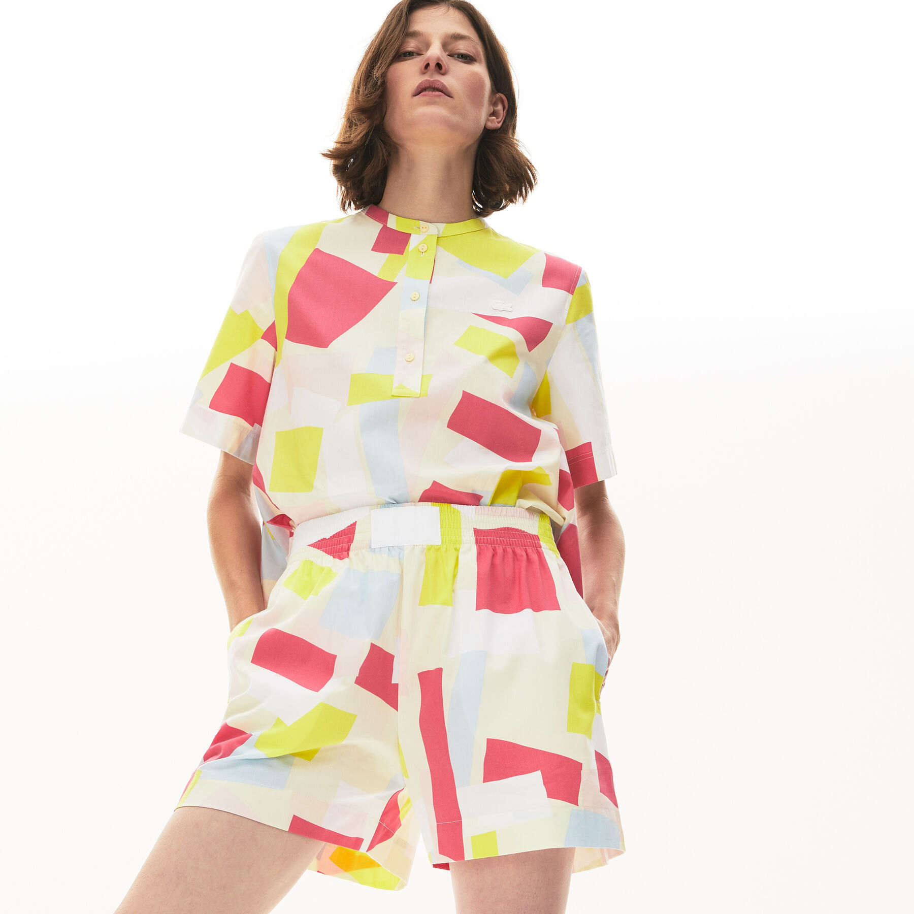 lacoste women s coloured design light cotton poplin shorts