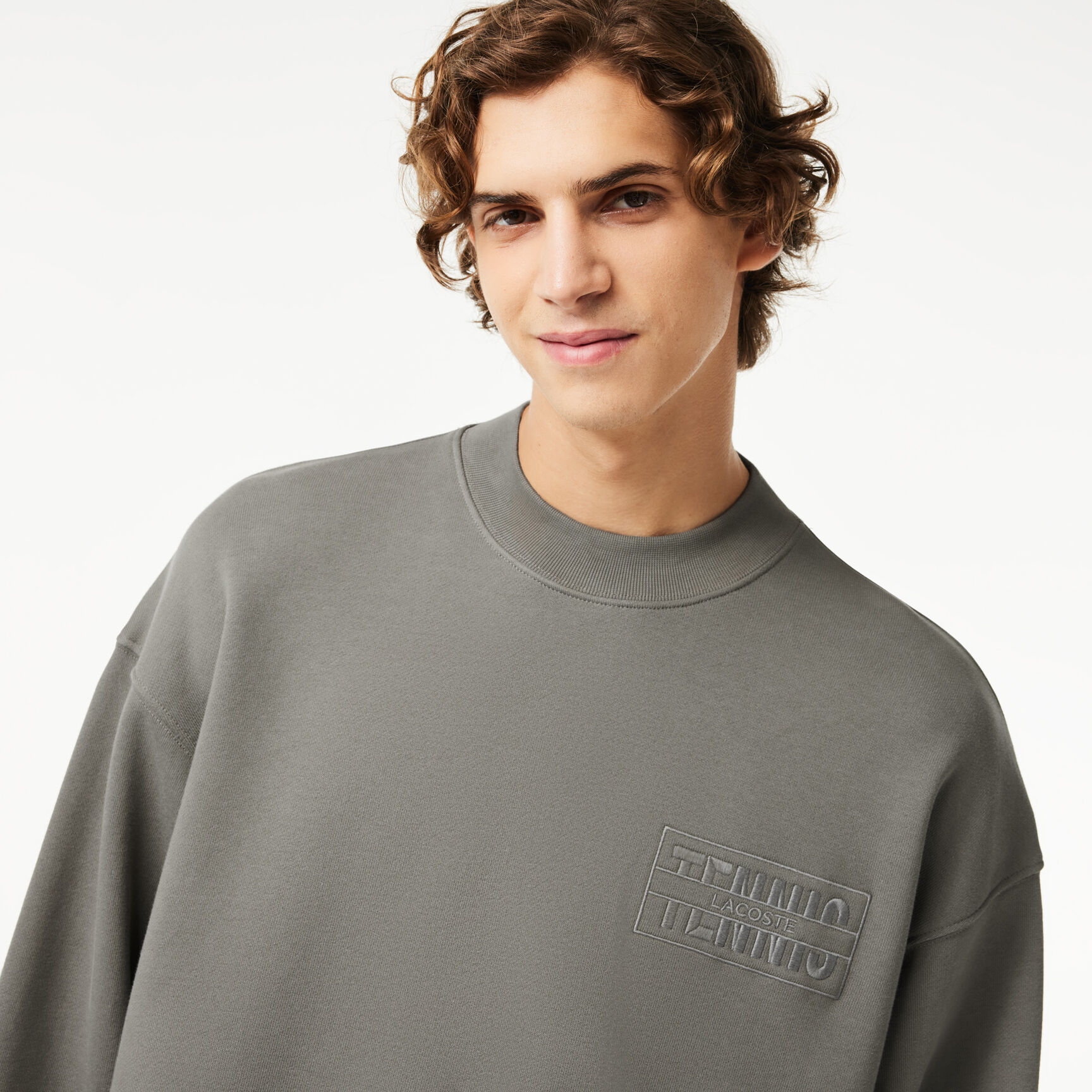 هودي صوف وقطن بقصّة فضفاضة هودي صوف وقطن بقصّة فضفاضة