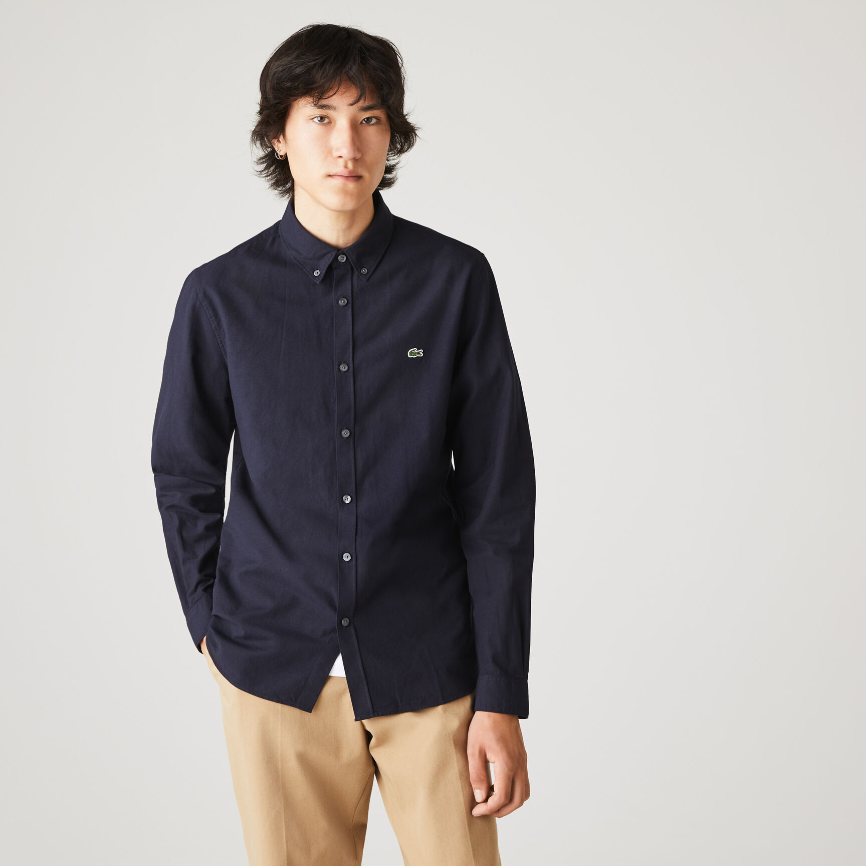 قميص من قطن أكسفورد المرن بقصة ضيقة للرجال قميص من قطن أكسفورد المرن بقصة ضيقة للرجال