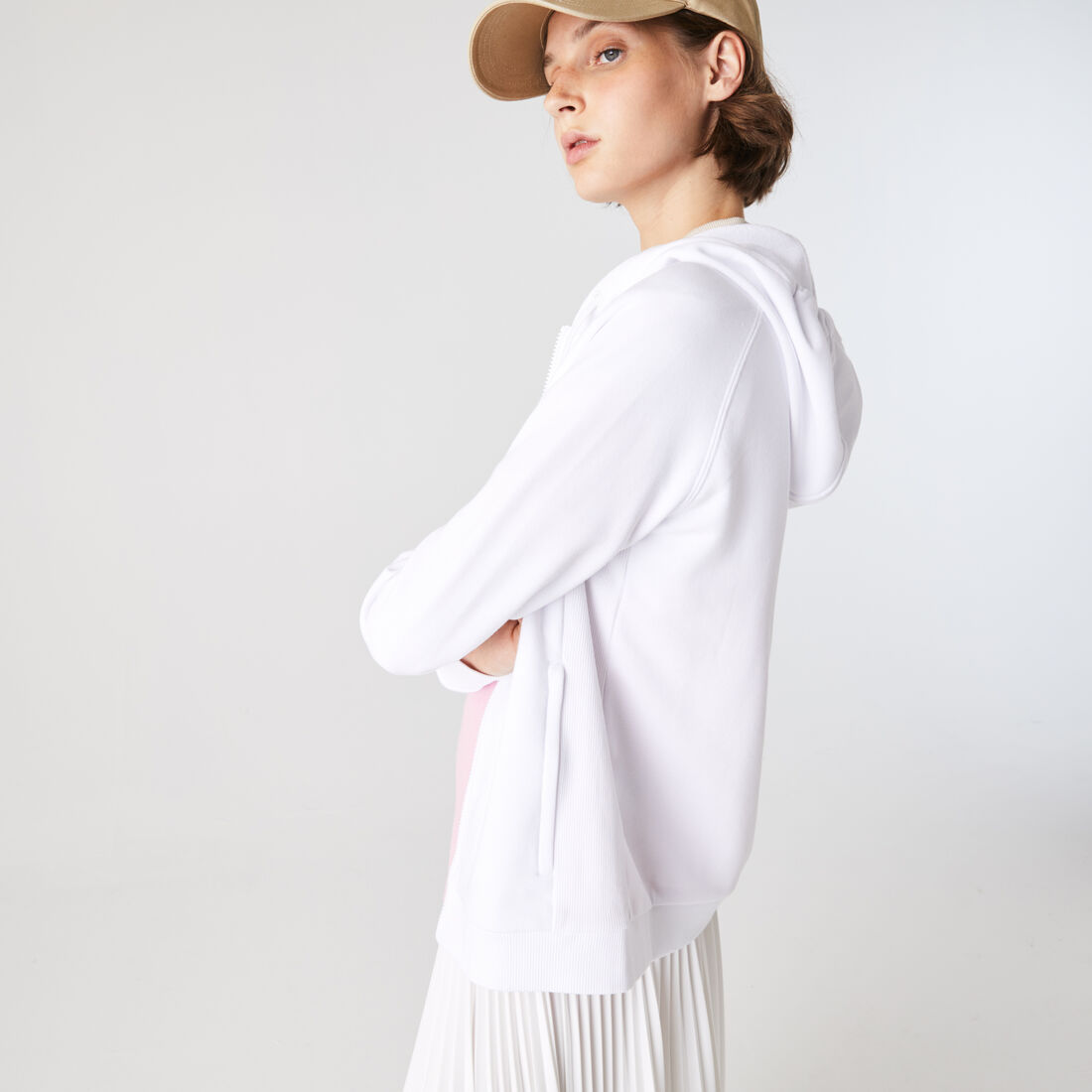 سويت شيرت للتنس من الصوف بسحاب وغطاء رأس مجموعة Lacoste SPORT للنساء سويت شيرت للتنس من الصوف بسحاب وغطاء رأس مجموعة Lacoste SPORT للنساء