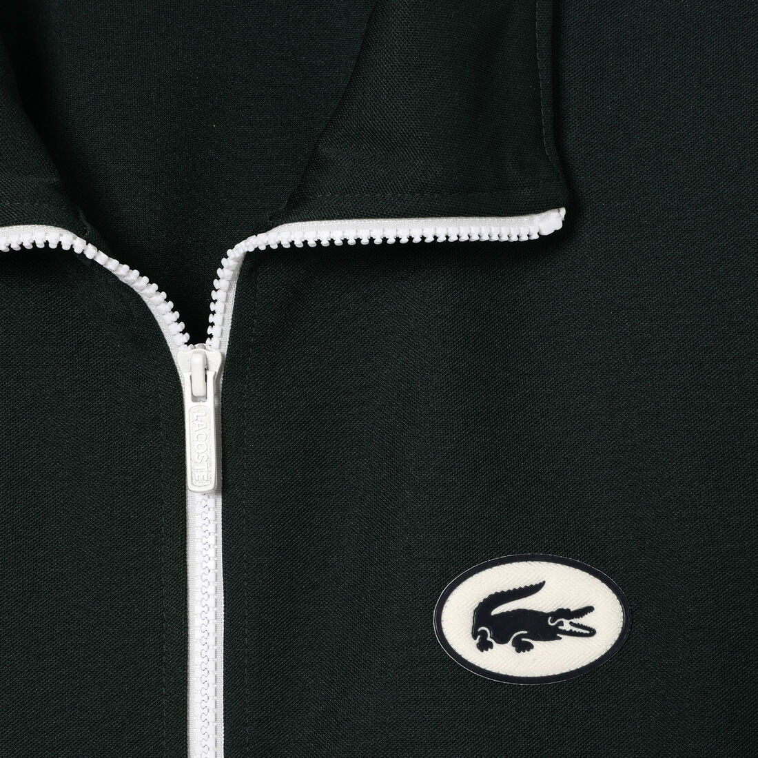 سويت شيرت لاكوست بيكيه بياقة عالية وسحّاب للرجال سويت شيرت لاكوست بيكيه بياقة عالية وسحّاب للرجال