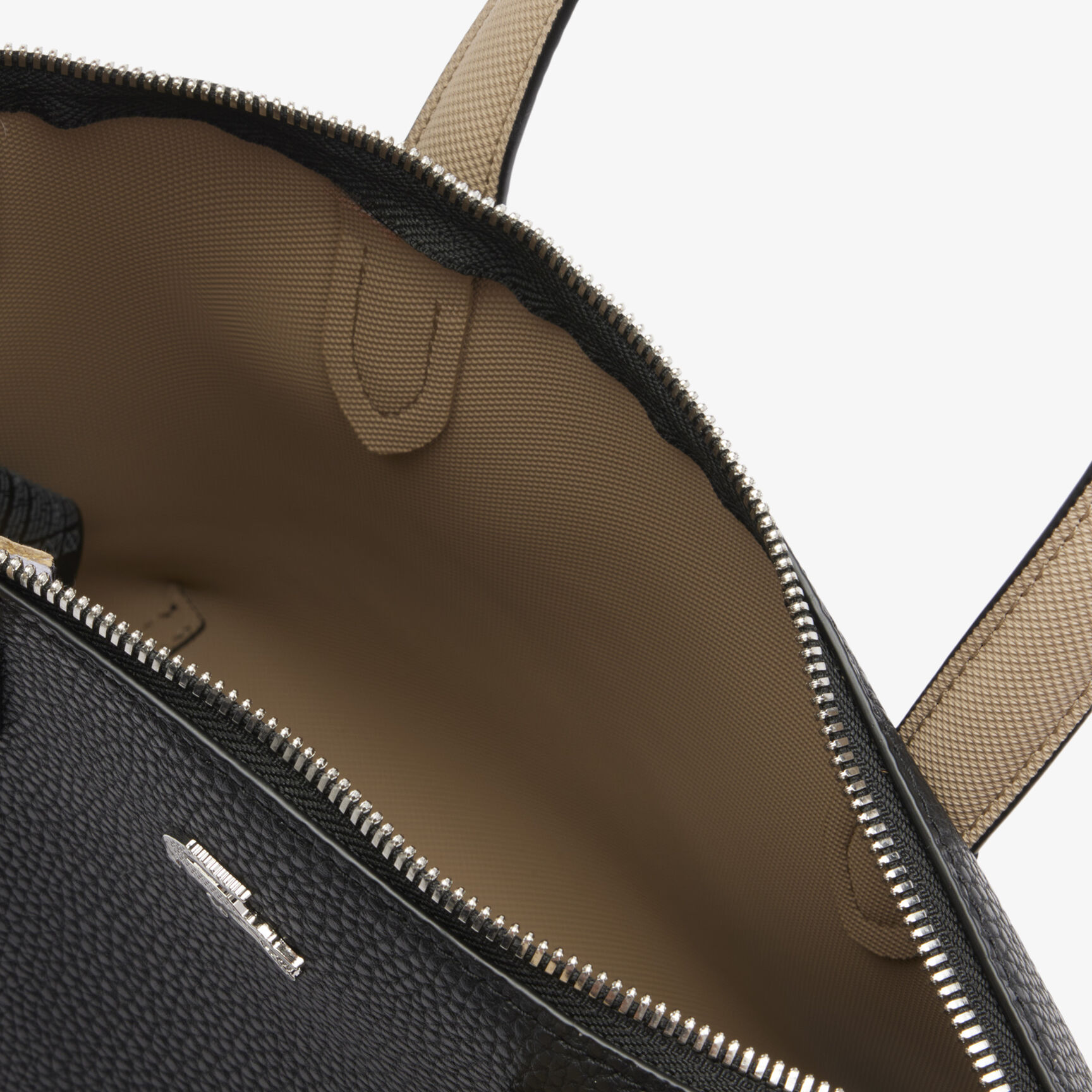 حقيبة آنا الصغيرة حقيبة آنا الصغيرة